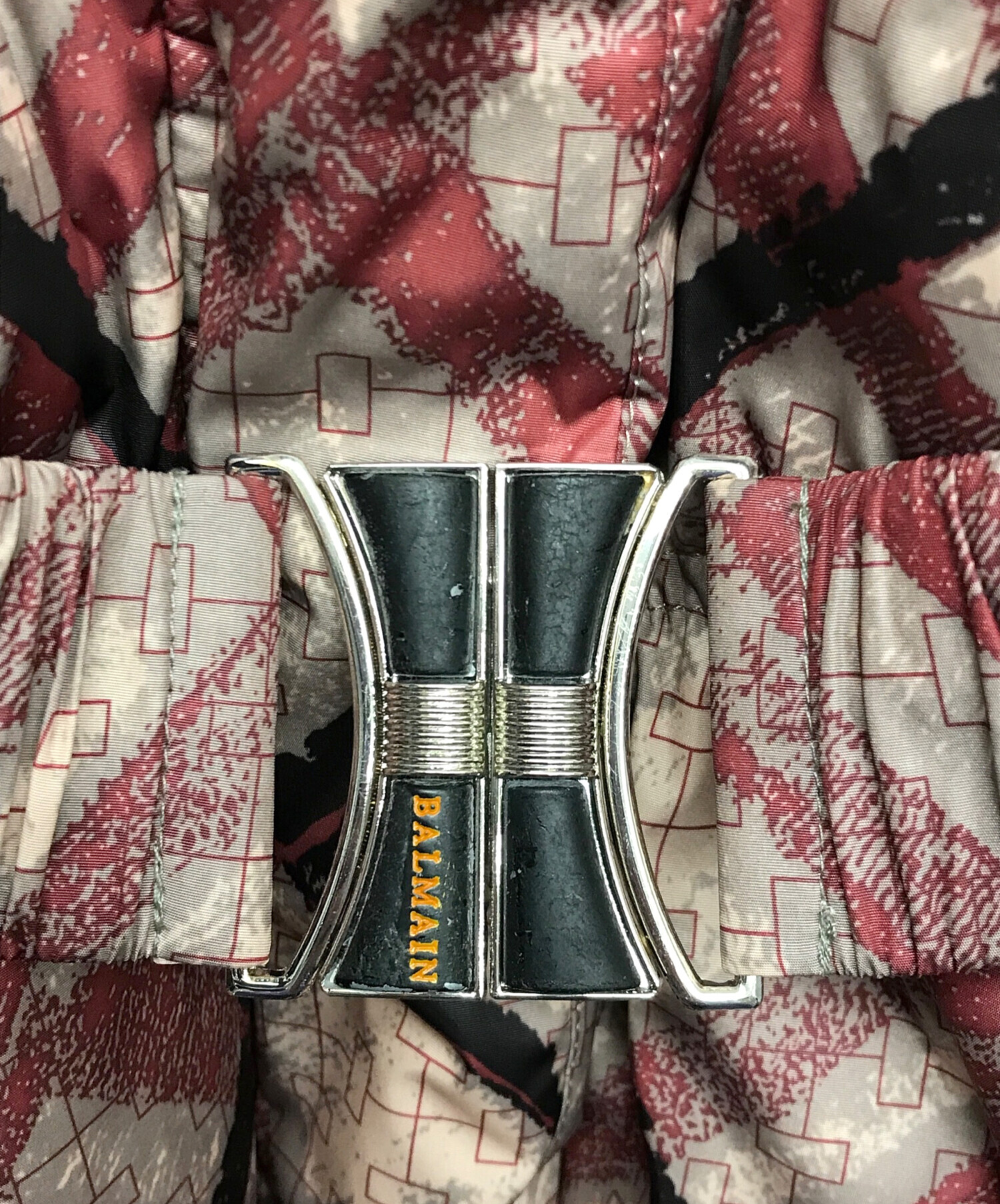 中古・古着通販】BALMAIN (バルマン) 総柄ダウンコート レッド サイズ 
