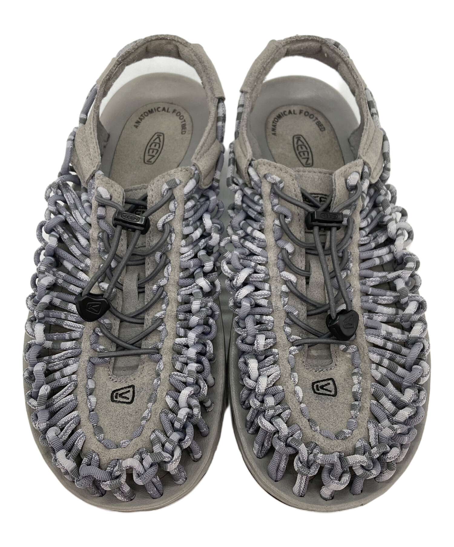 keen ユニーク グレー 各方面から絶賛のKEEN ユニーク をしっかり解説