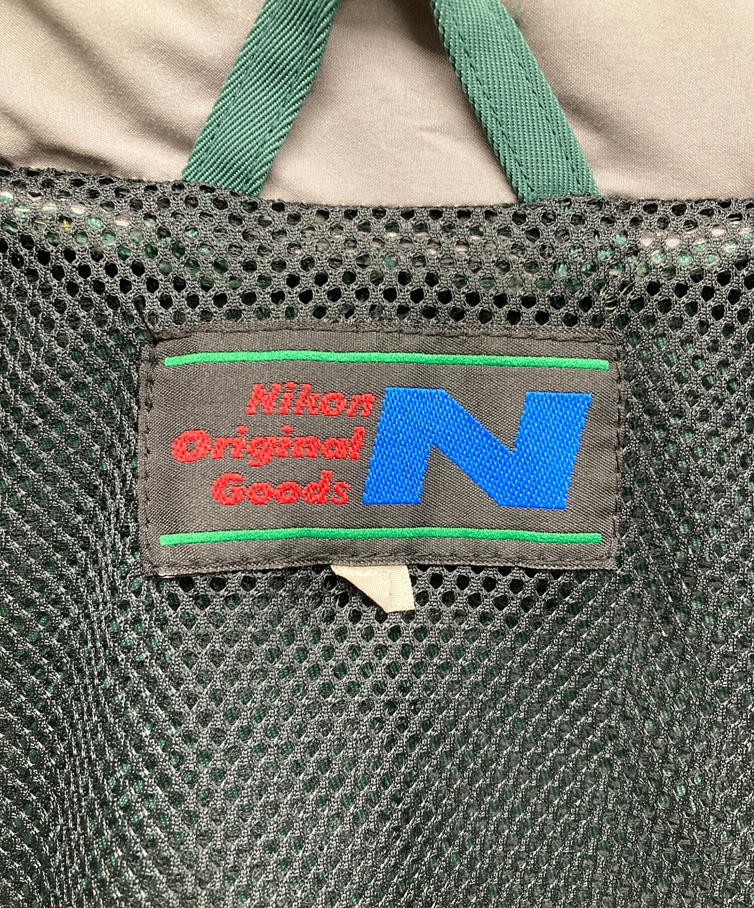 中古・古着通販】Nikon (ニコン) ナイロンジャケット〔OLD〕 グリーン 中古・古着通販】Nikon (ニコン) ナイロンジャケット〔OLD〕 グリーン