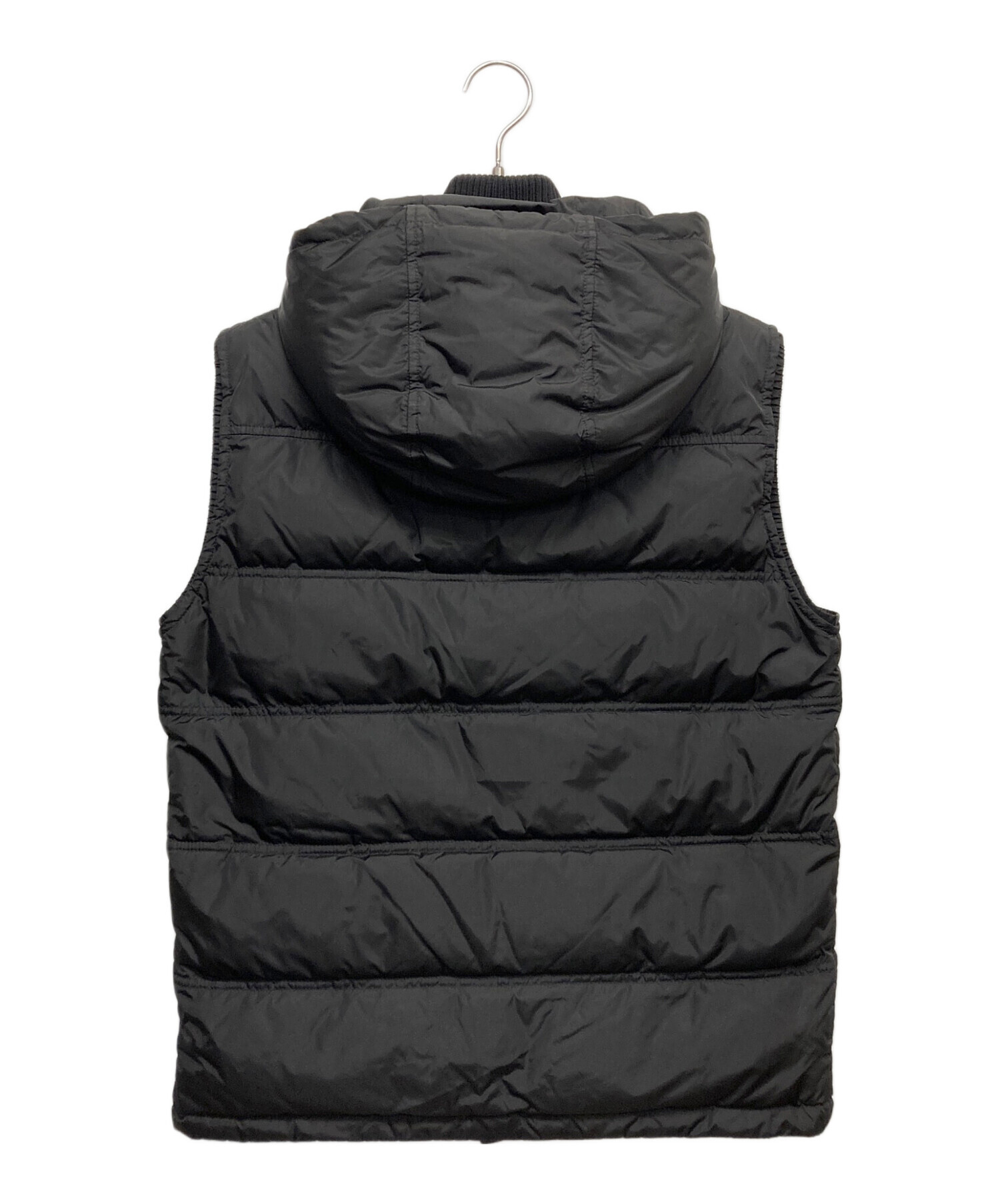   ブラック ダウンベスト 中古・古着通販】GUCCI (グッチ) ダウンベスト ブラック サイズ:46