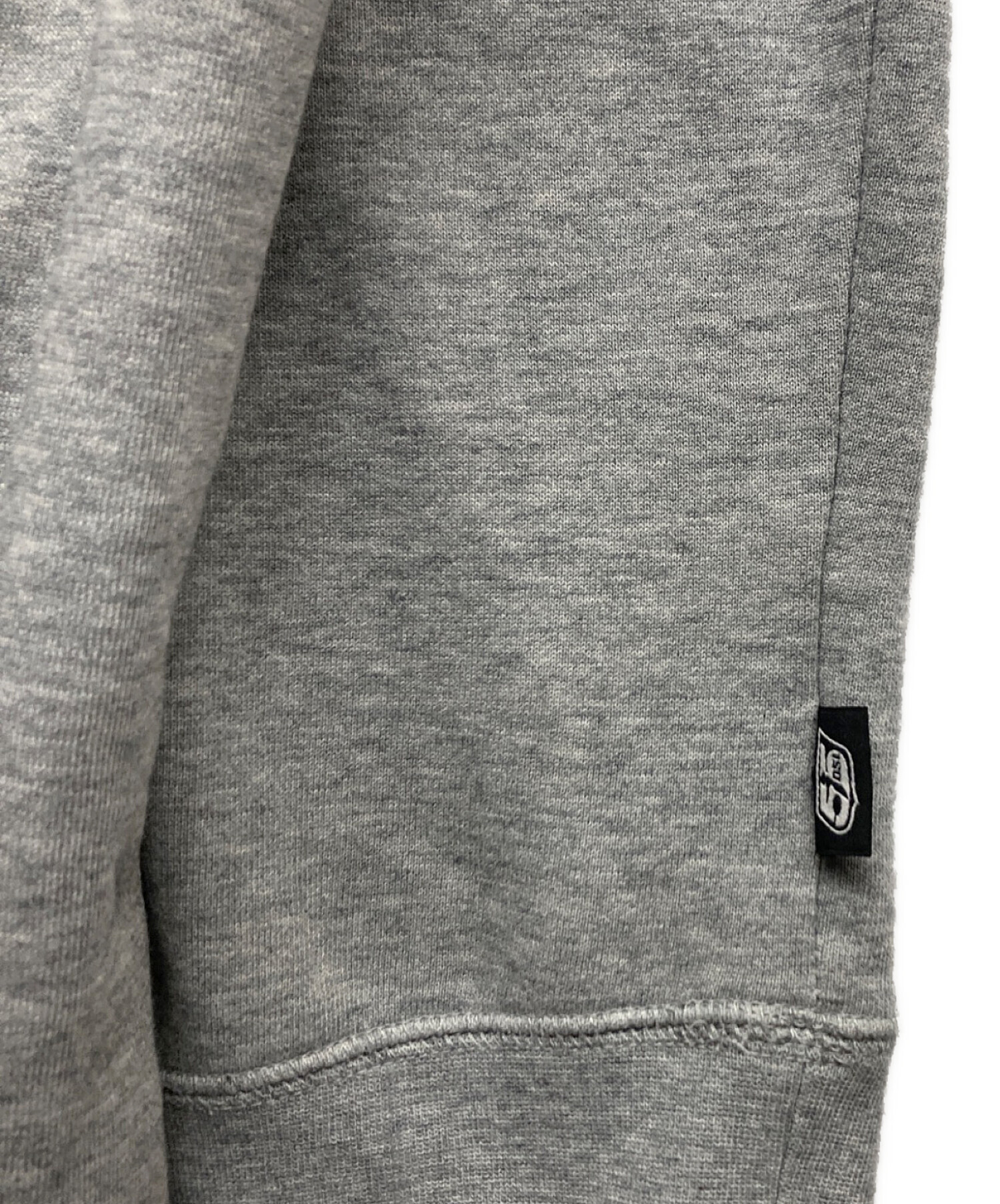 スポーツ55DSL フード付きスウェット定価50000円 中古・古着通販】55DSL (フィフテーファイブディーエスエル) ロゴ