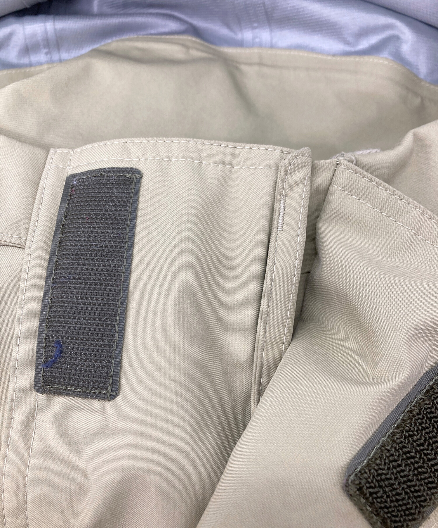 Nike ACGマウンテンパーカー グリーン×アイボリー 中古・古着通販】NIKE ACG (ナイキエーシージー) マウンテン