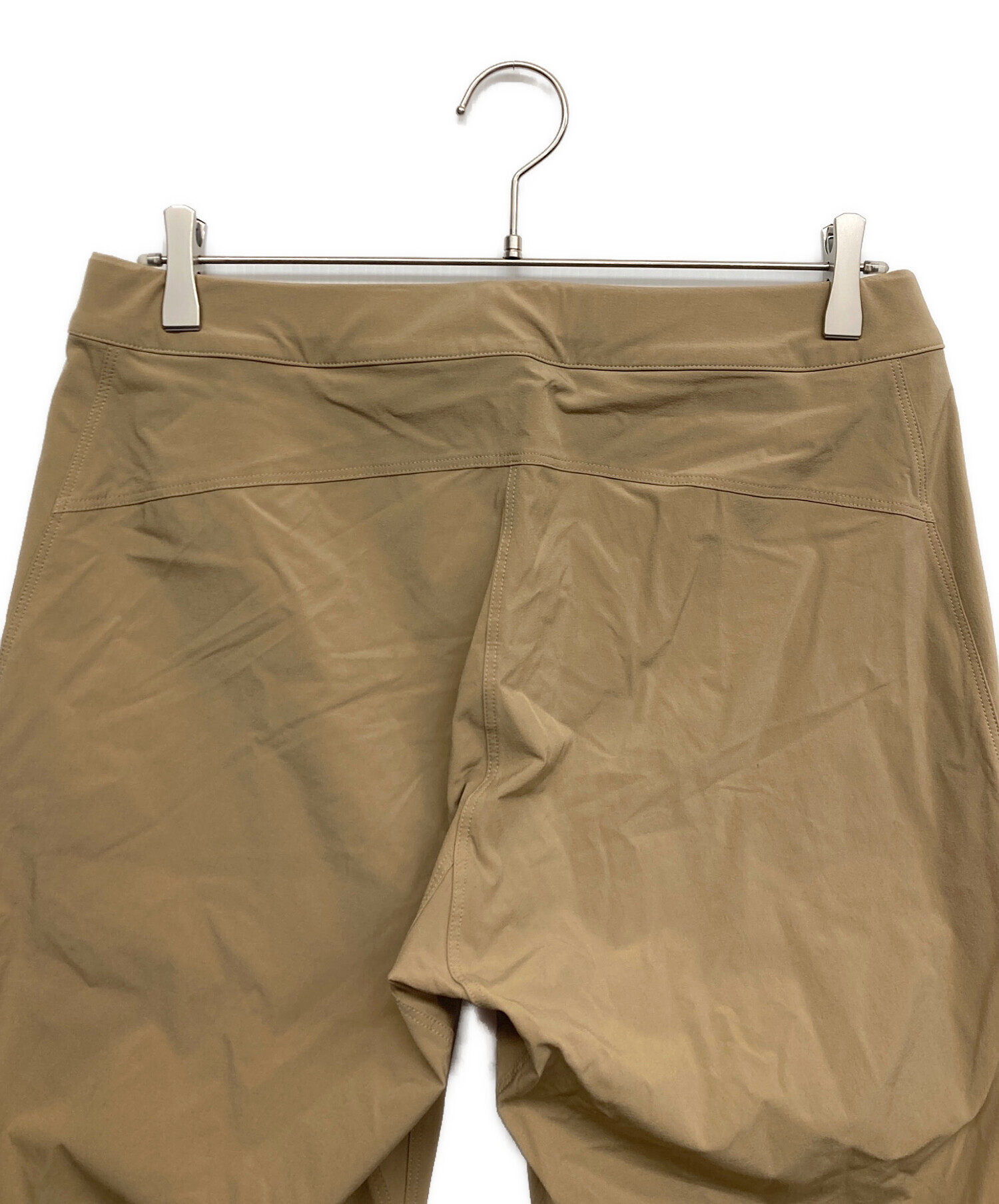 ARC'TERYX ワークパンツ 32 ベージュ 中古・古着通販】ARC'TERYX (アークテリクス) Gamma Lightweight Pant
