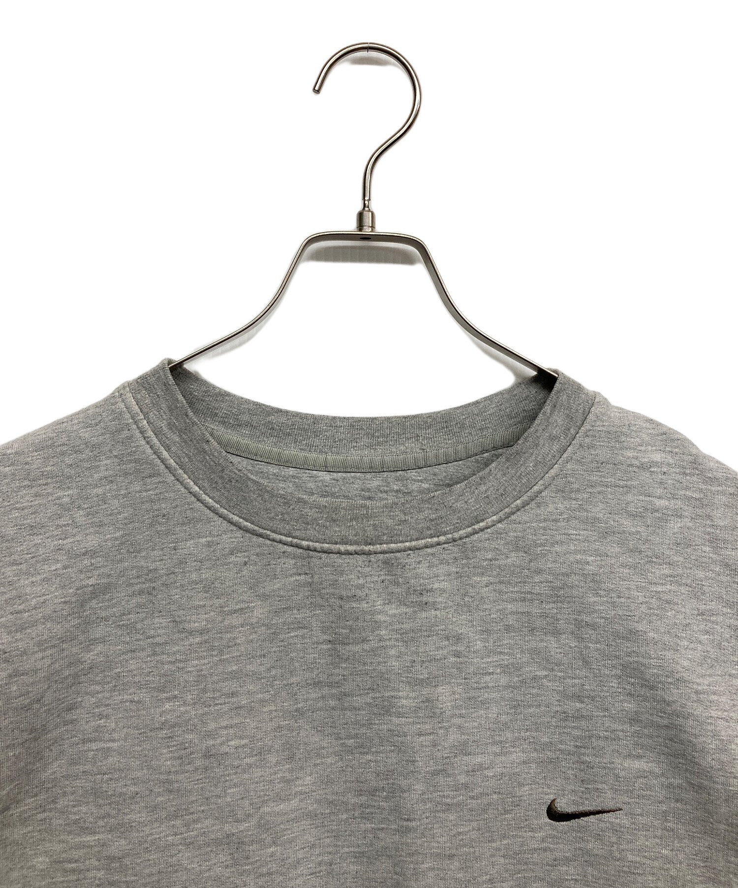 中古・古着通販】NIKE (ナイキ) クルーネックスウェット グレー サイズ