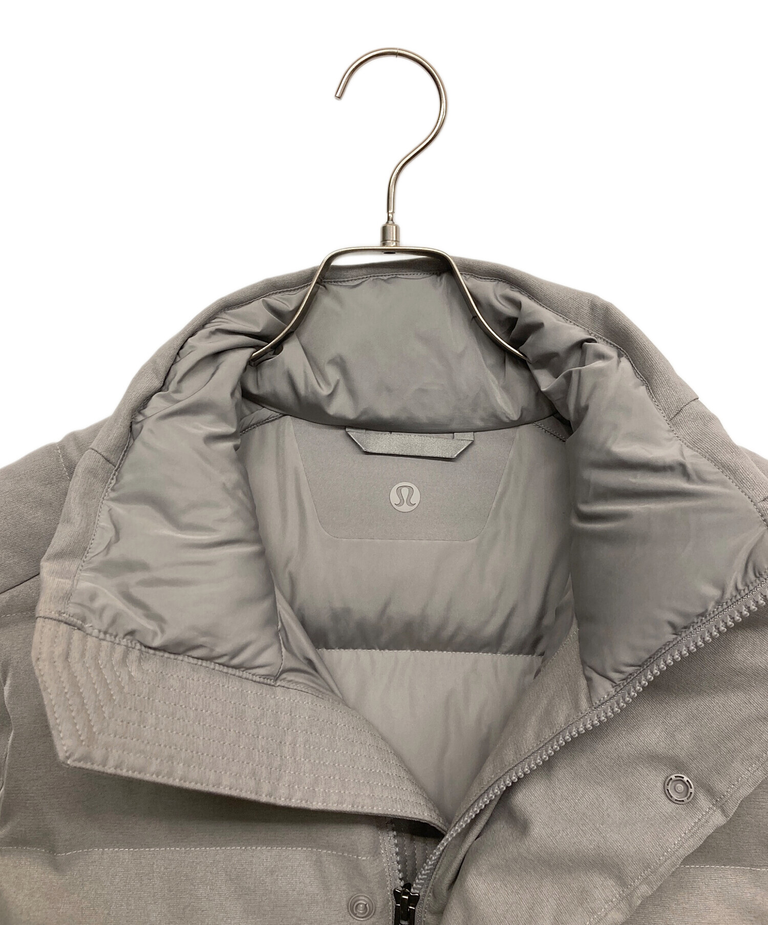 中古・古着通販】LULULEMON (ルルレモン) Wunder Puff Vest グレー