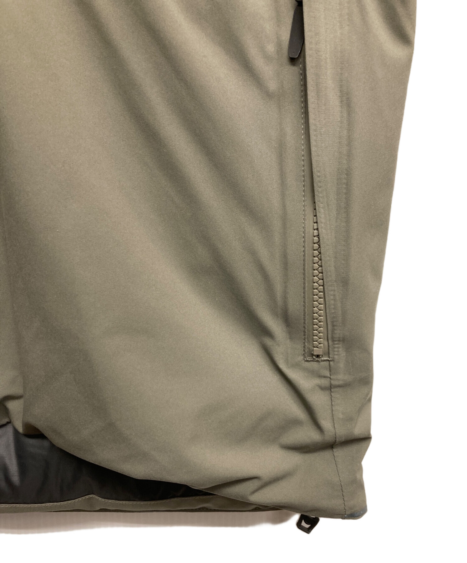 中古・古着通販】LULULEMON (ルルレモン) 中綿ジャケット グレー