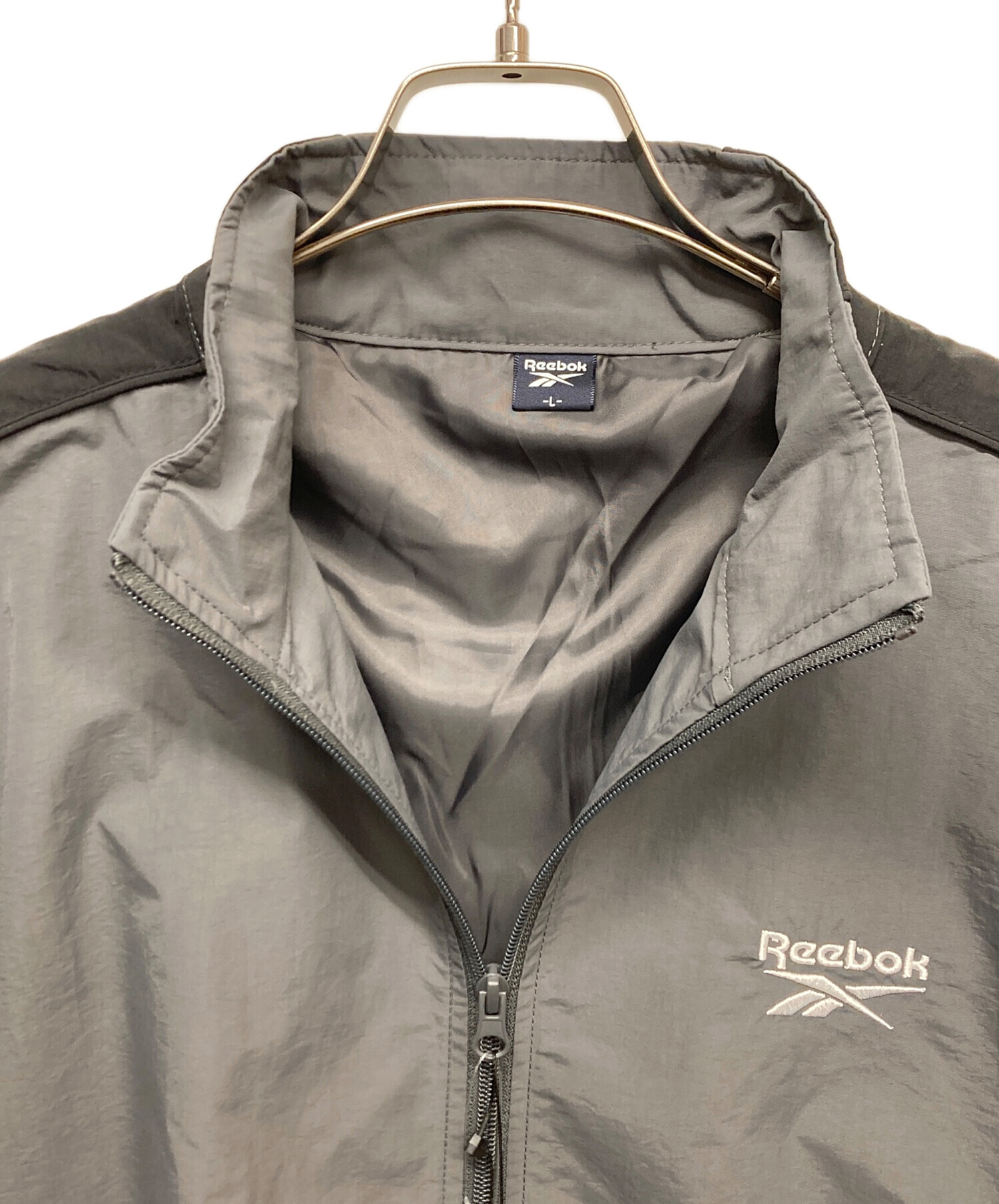 中古・古着通販】REEBOK (リーボック) ナイロンジャケット グレー 