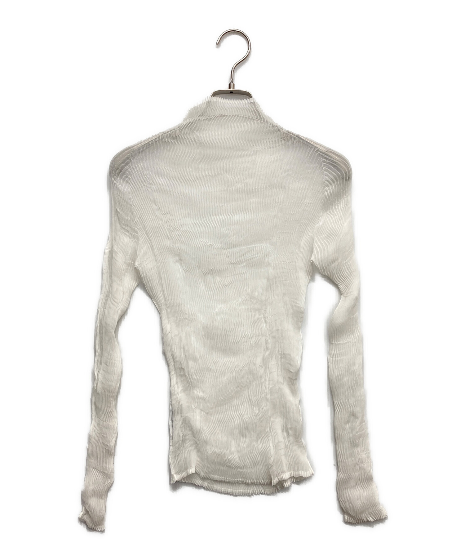 未使用品 ISSEY MIYAKE FETE シフォンツイスト カットソー 2 中古・古着通販】ISSEY MIYAKE (イッセイミヤケ) シフォンツイスト