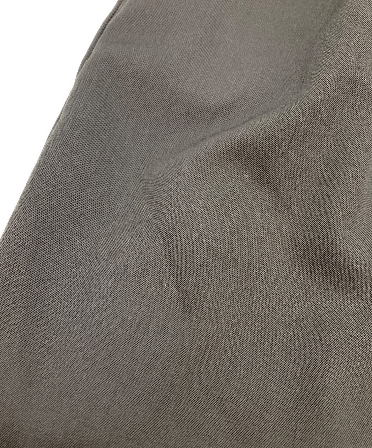 中古・古着通販】stein (シュタイン) WIDE EASY SHORT TROUSERS グレー