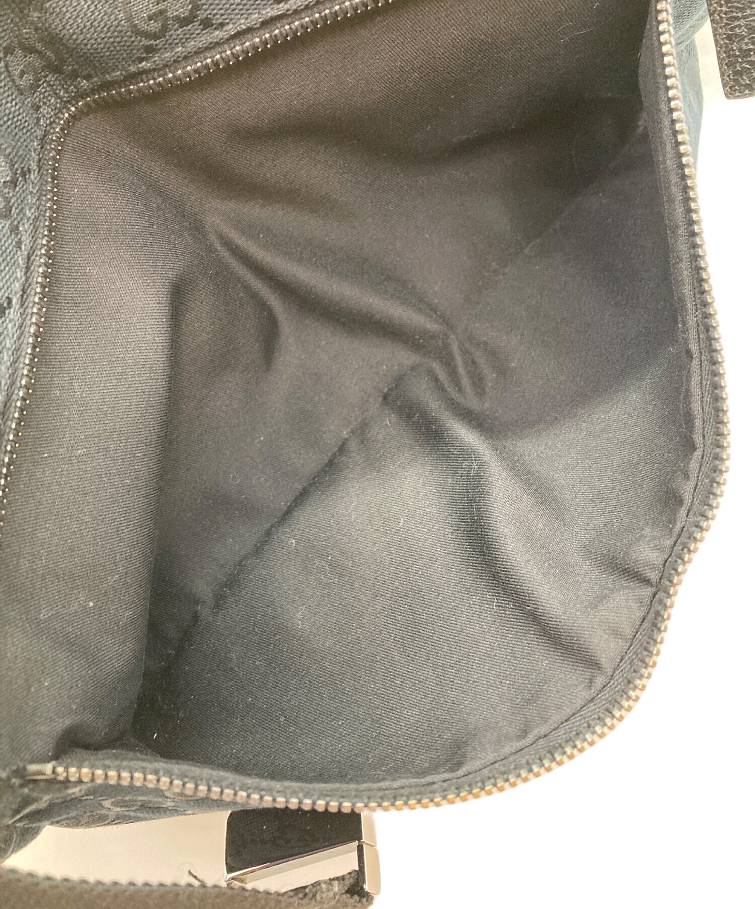 中古・古着通販】GUCCI (グッチ) GGキャンバスウエストポーチ ブラック