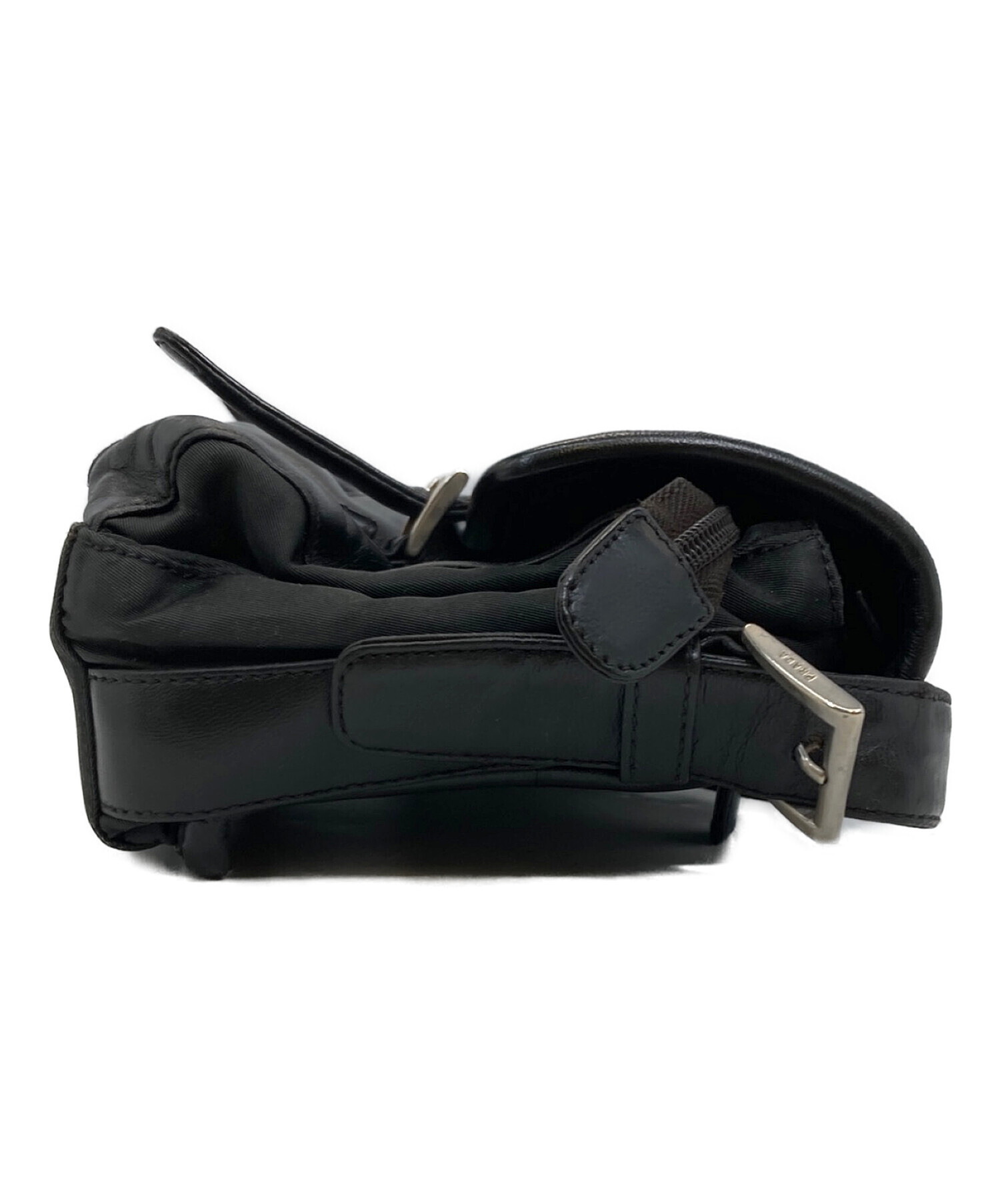 中古・古着通販】PRADA (プラダ) ロゴプレートショルダーバッグ