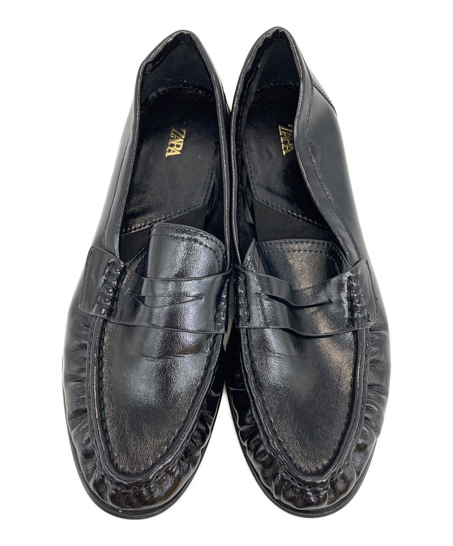 ZARA ギャザーローファー ブラック todayful 中古・古着通販】ZARA (ザラ) ソフトギャザーローファー ブラック