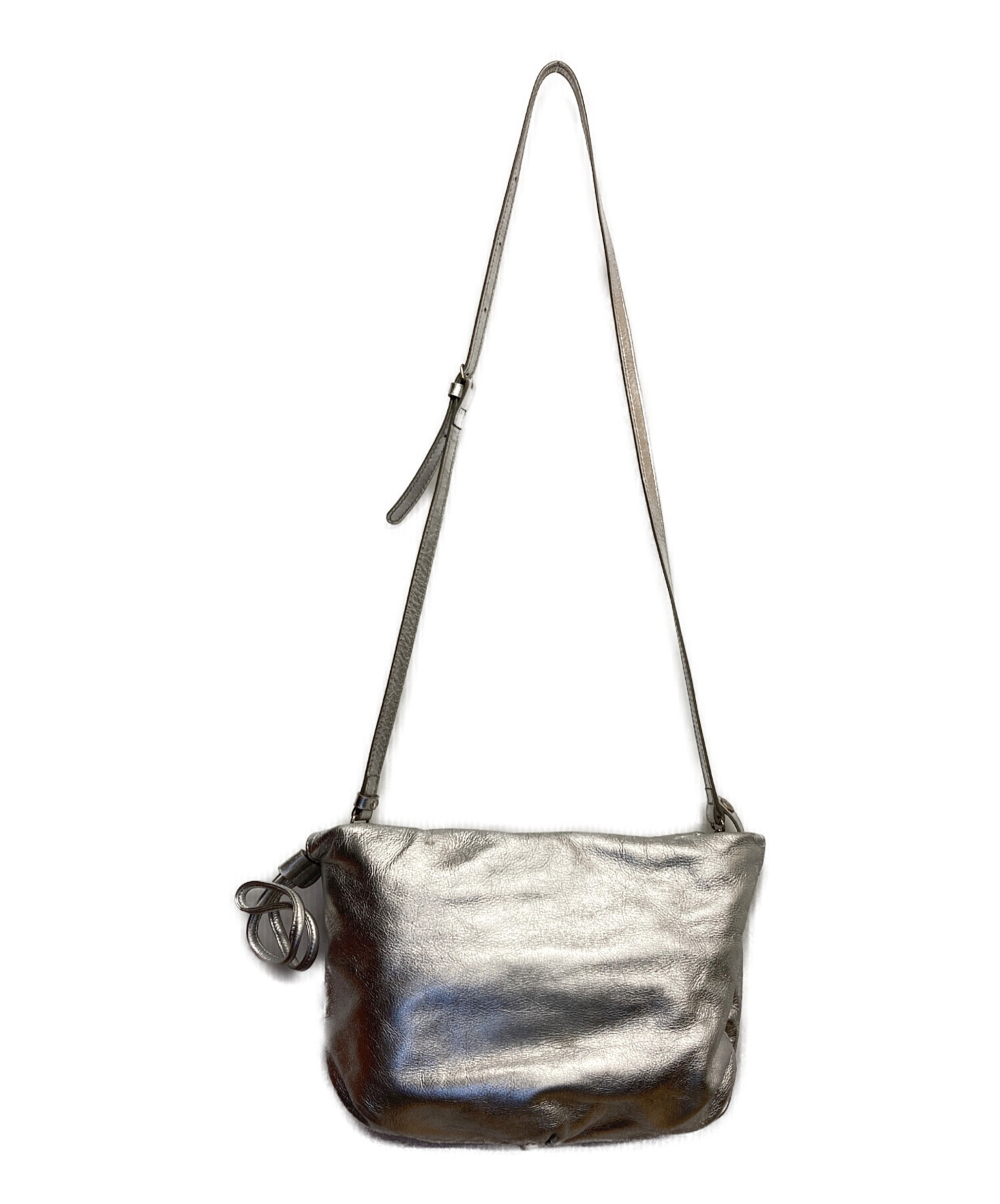 russet レザー巾着4WAYショルダーバック　シルバー 中古・古着通販】russet (ラシット) レザー巾着4wayショルダーバッグ