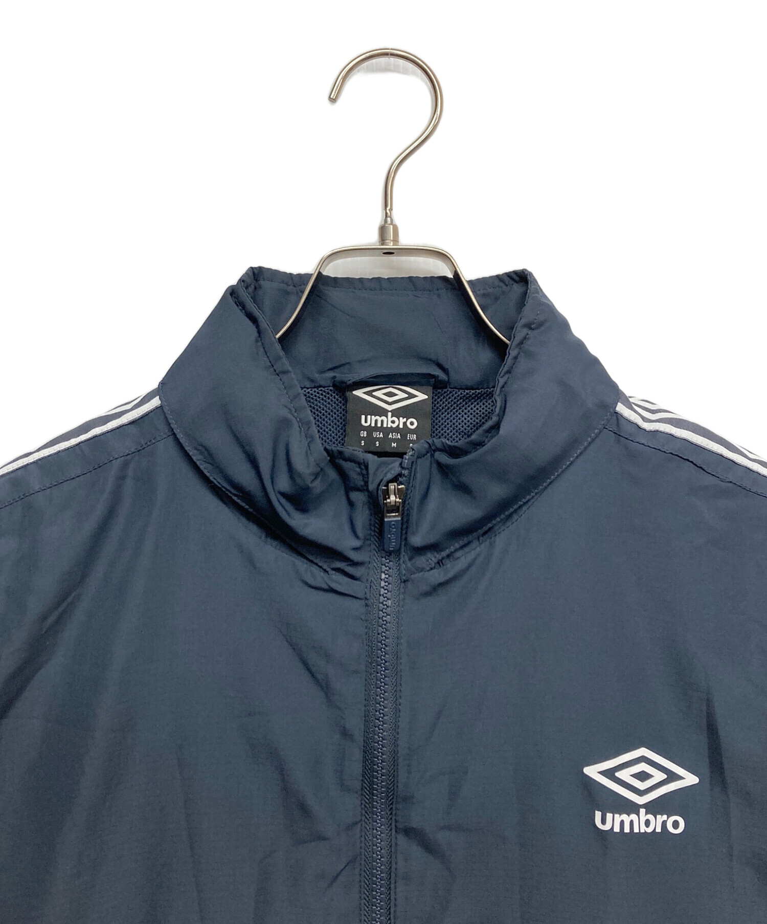 SALE❗️【レア】Umbro UNIT EDFC ジップアップジャケット 中古・古着通販】UMBRO (アンブロ) ナイロンジップアップジャケット