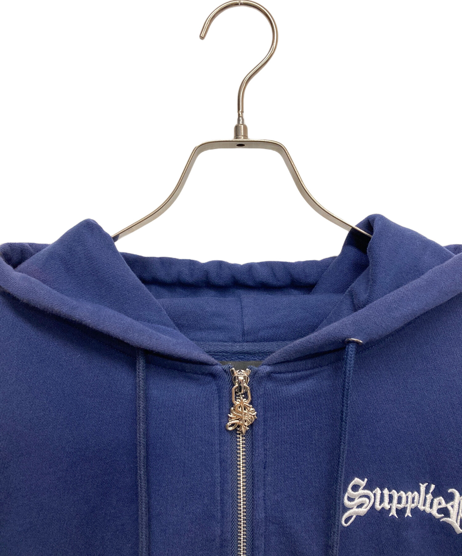 り*く様 SUPPLIER ジップアップパーカー ブルー Sサイズ 中古・古着通販】SUPPLIER (サプライヤー) ラインストーンジップ