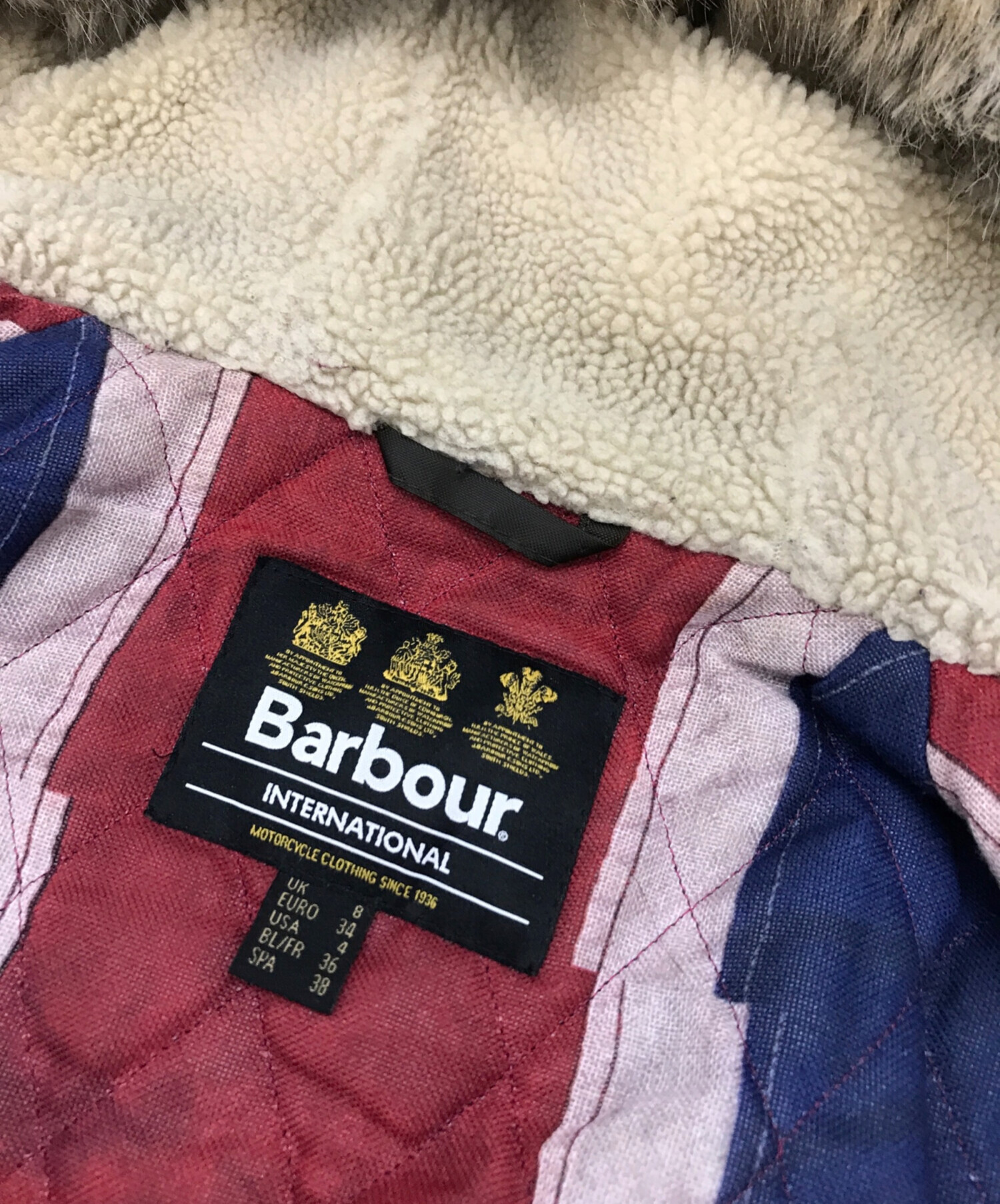 中古・古着通販】Barbour (バブアー) International CAMIEN 中古・古着通販】Barbour (バブアー) International CAMIEN