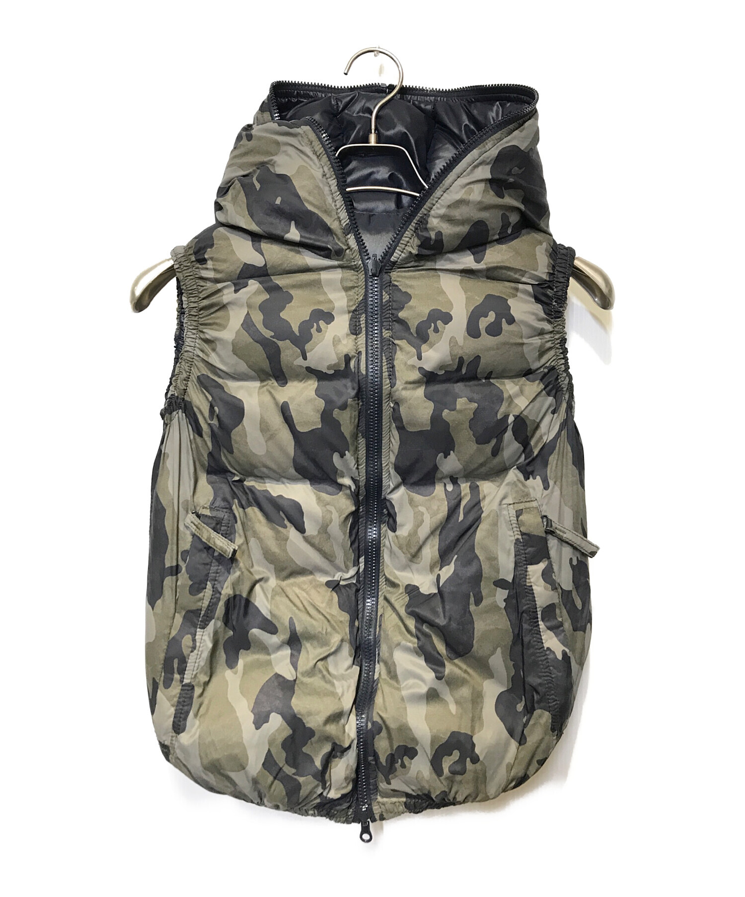 美品❣️DUVETICA 　ダウンベスト　FEBEDUE　濃いグレー　42 L 中古・古着通販】DUVETICA (デュベティカ) FEBEDUEダウンベスト グレー