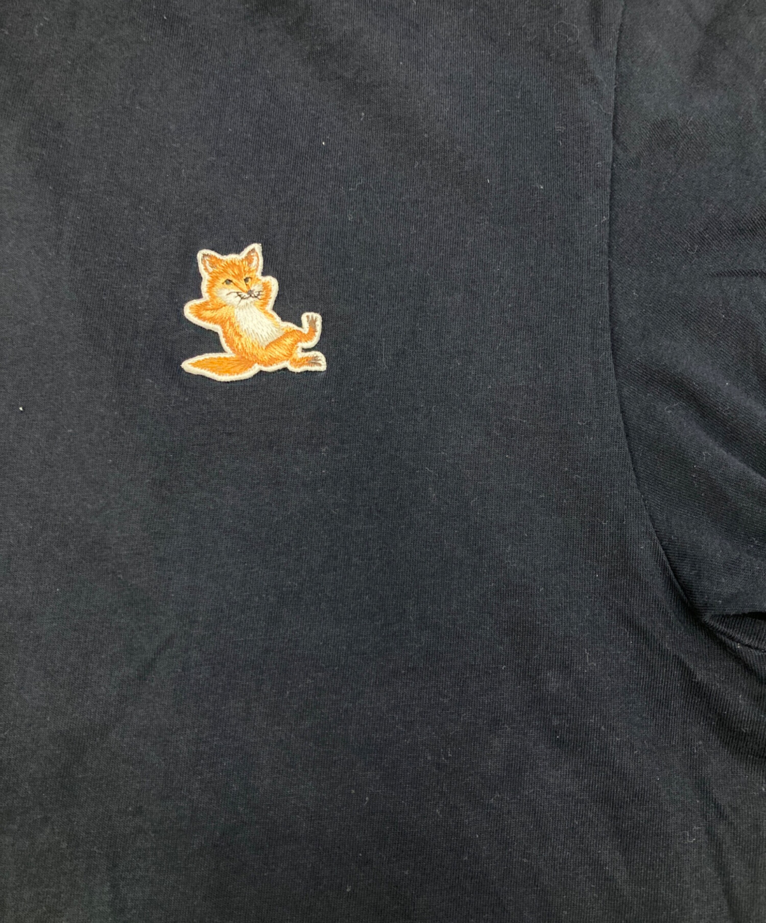 中古・古着通販】maison kitsune (メゾンキツネ) チラックスロゴ T  