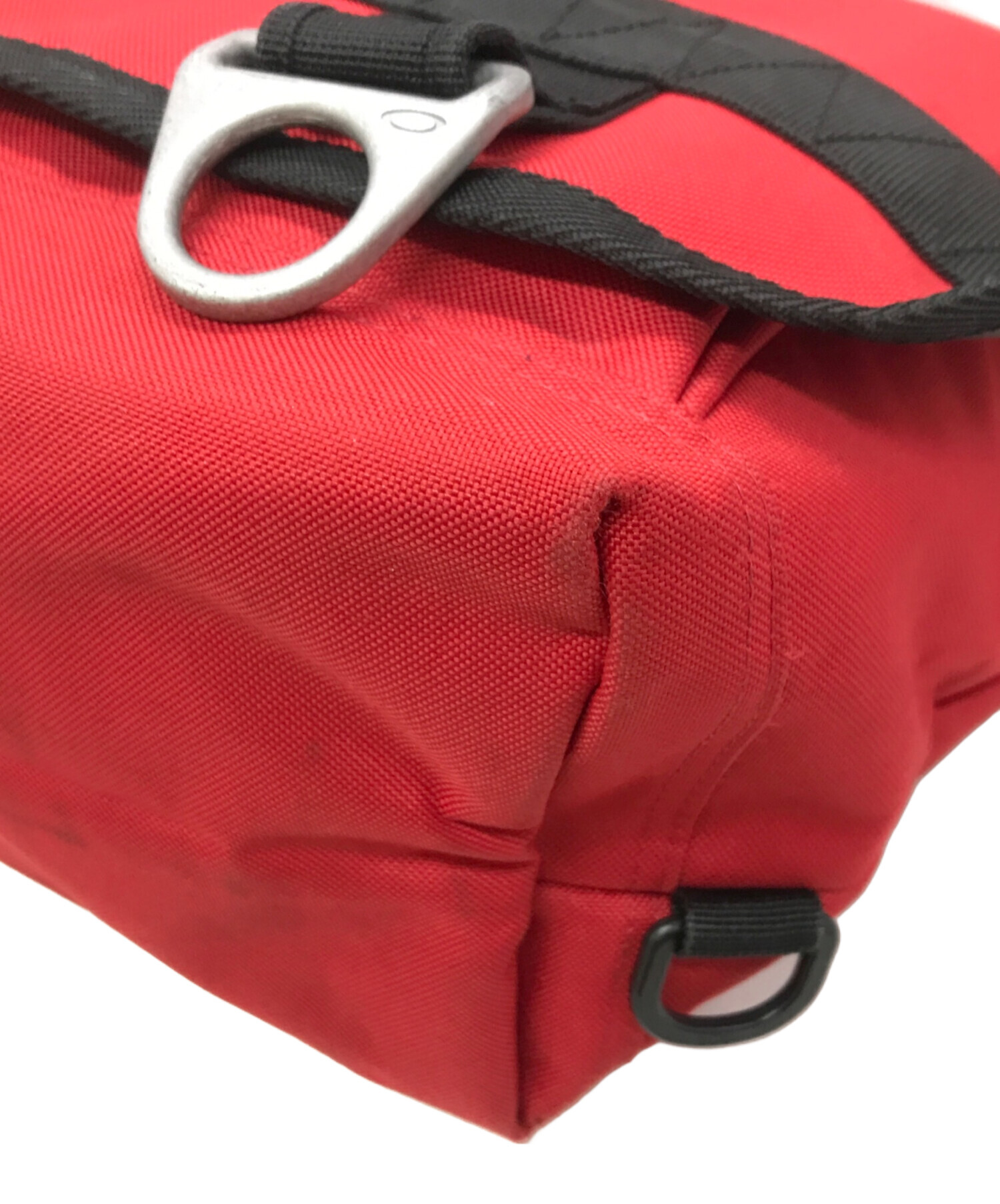 中古・古着通販】OAKLEY (オークリー) メッセンジャーバッグ レッド