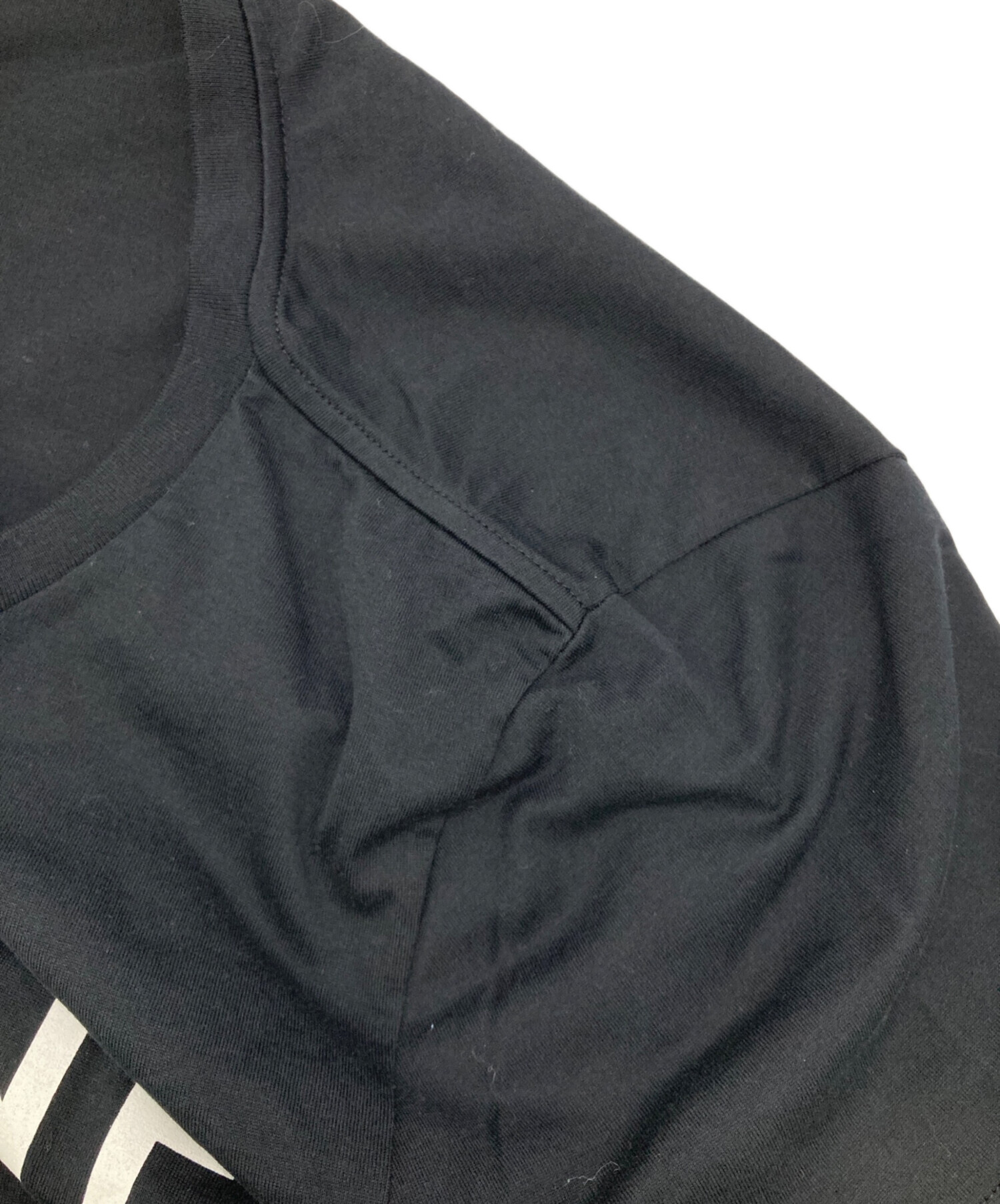 CELINE ブラック Tシャツ ロゴ入り xs 中古・古着通販】CELINE (セリーヌ) ロゴプリントTシャツ ブラック