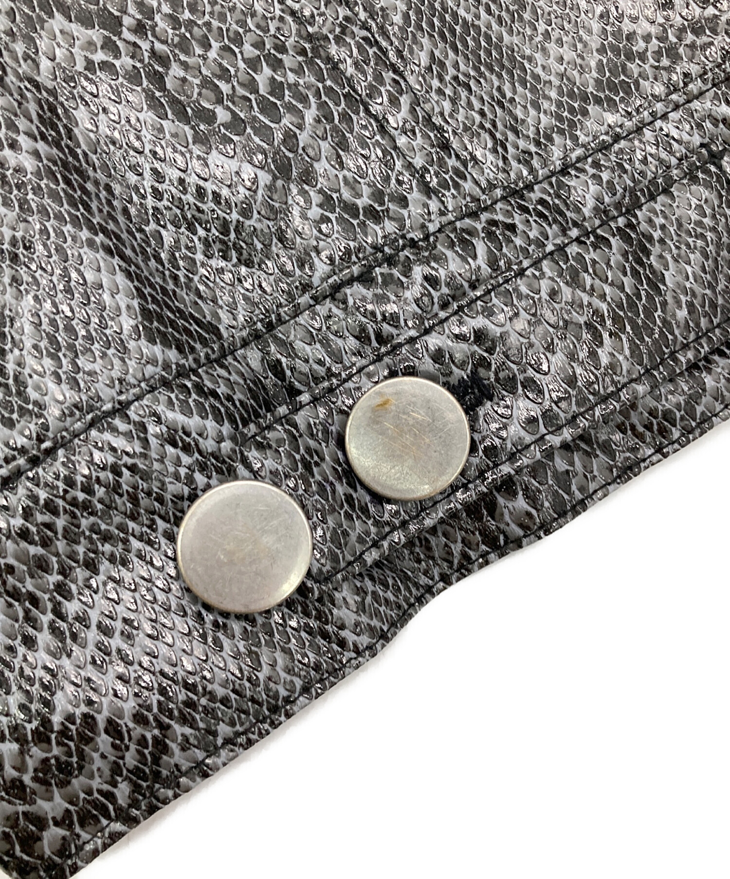 中古・古着通販】LAST NEST (ラストネスト) パイソン柄ジャケット