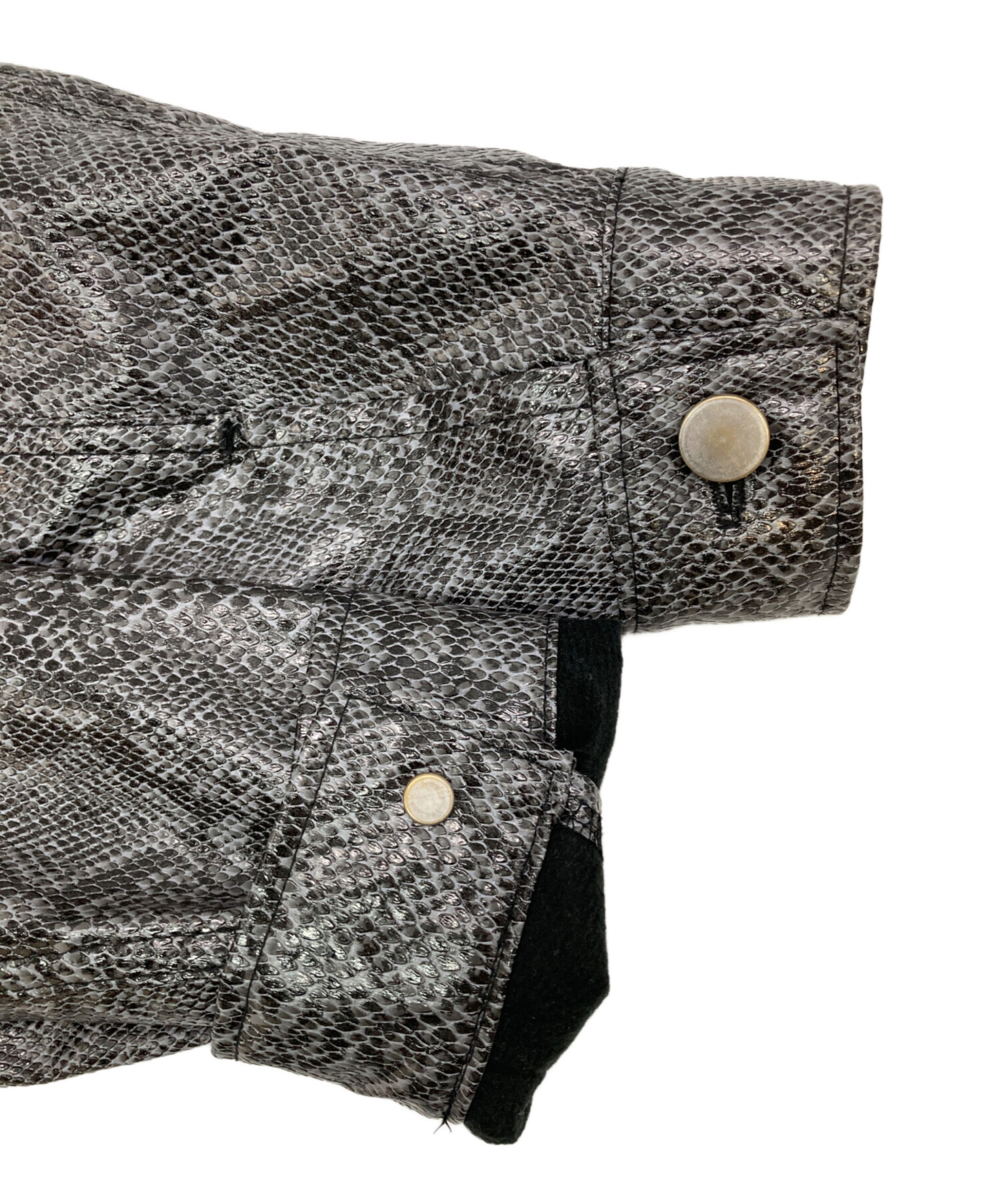 LAST NEST セットアップ パイソン柄 中古・古着通販】LAST NEST (ラストネスト) パイソン柄ジャケット