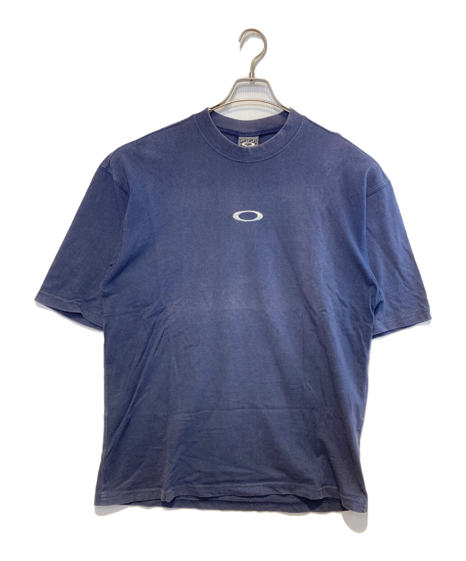 Oakley ネイビー立体ロゴ Tシャツ 中古・古着通販】OAKLEY (オークリー) ロゴ刺繍Tシャツ ネイビー