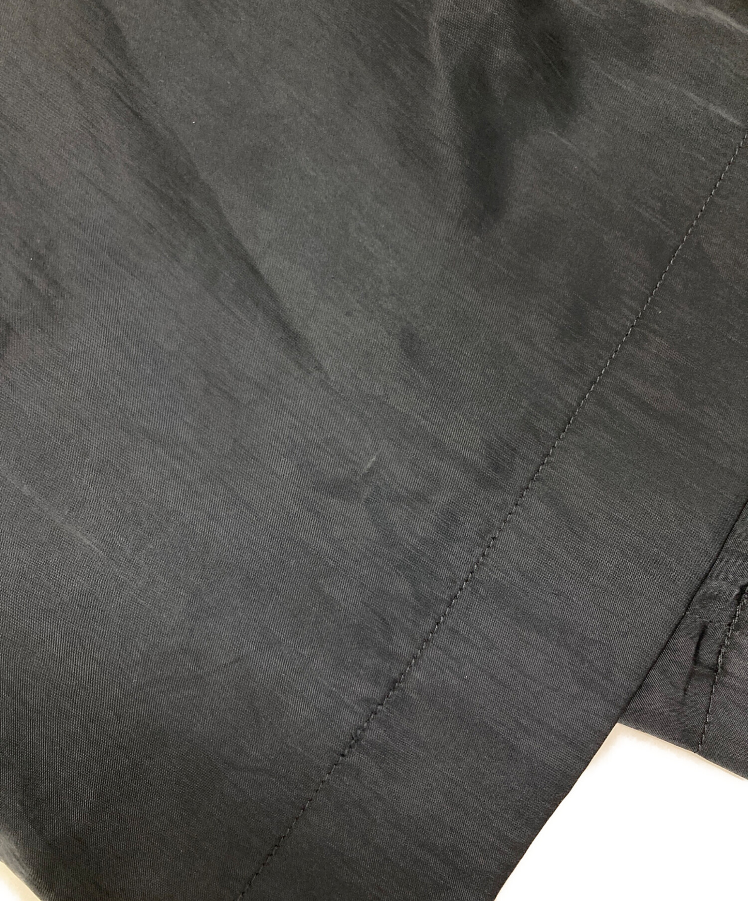 中古・古着通販】tibi (ティビ) SHINY NYLON カーゴパンツ ネイビー