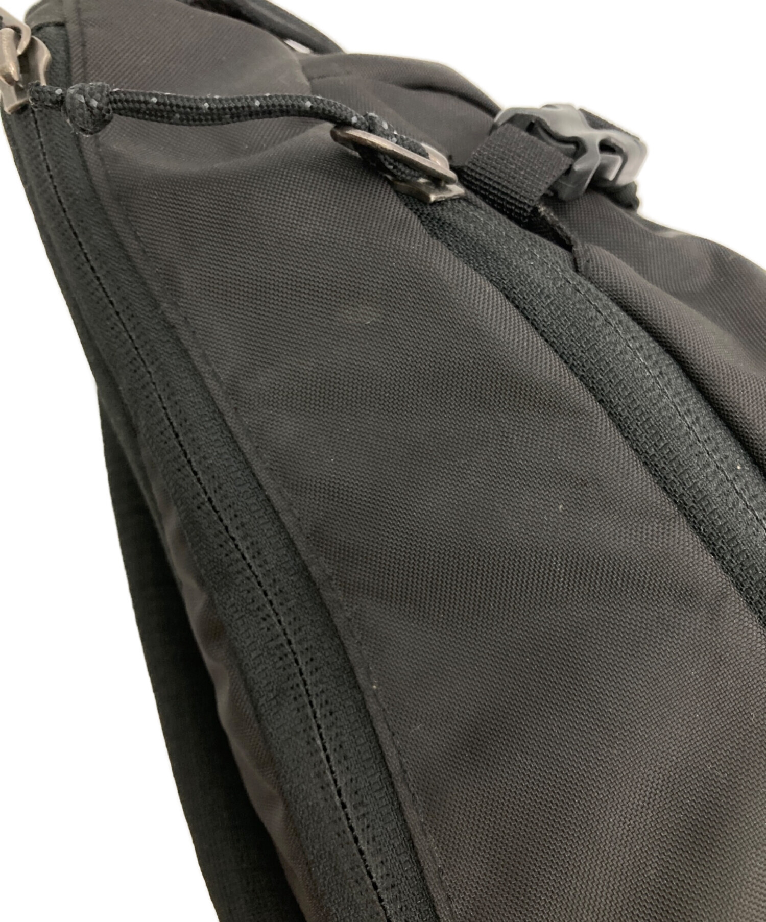中古・古着通販】Patagonia (パタゴニア) アトムスリング8L ブラック