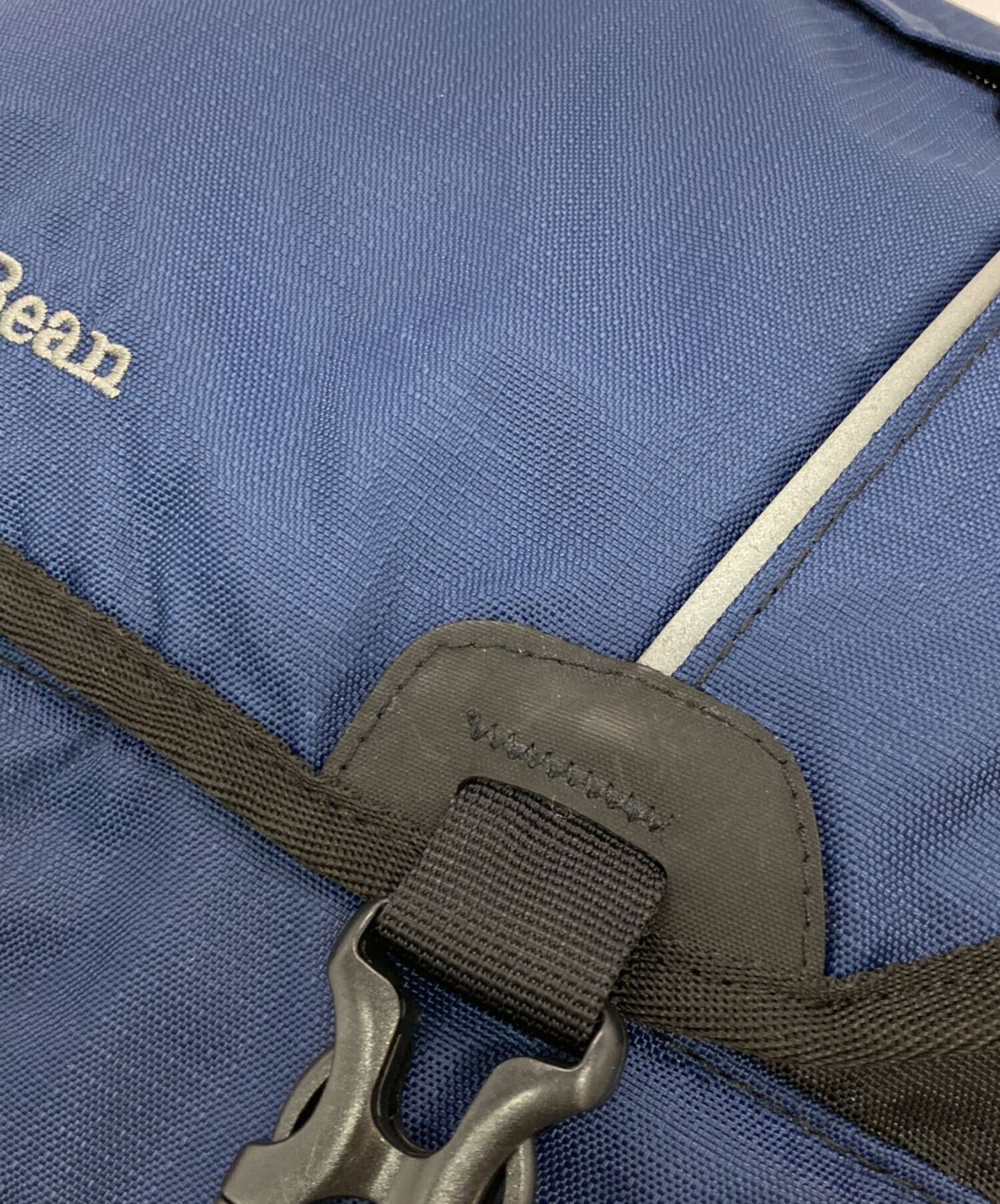 L.L bean ９０s メッセンジャーバッグ ショルダー 織柄　ネイビー 中古・古着通販】L.L.Bean (エルエルビーン) ナイロンメッセンジャー
