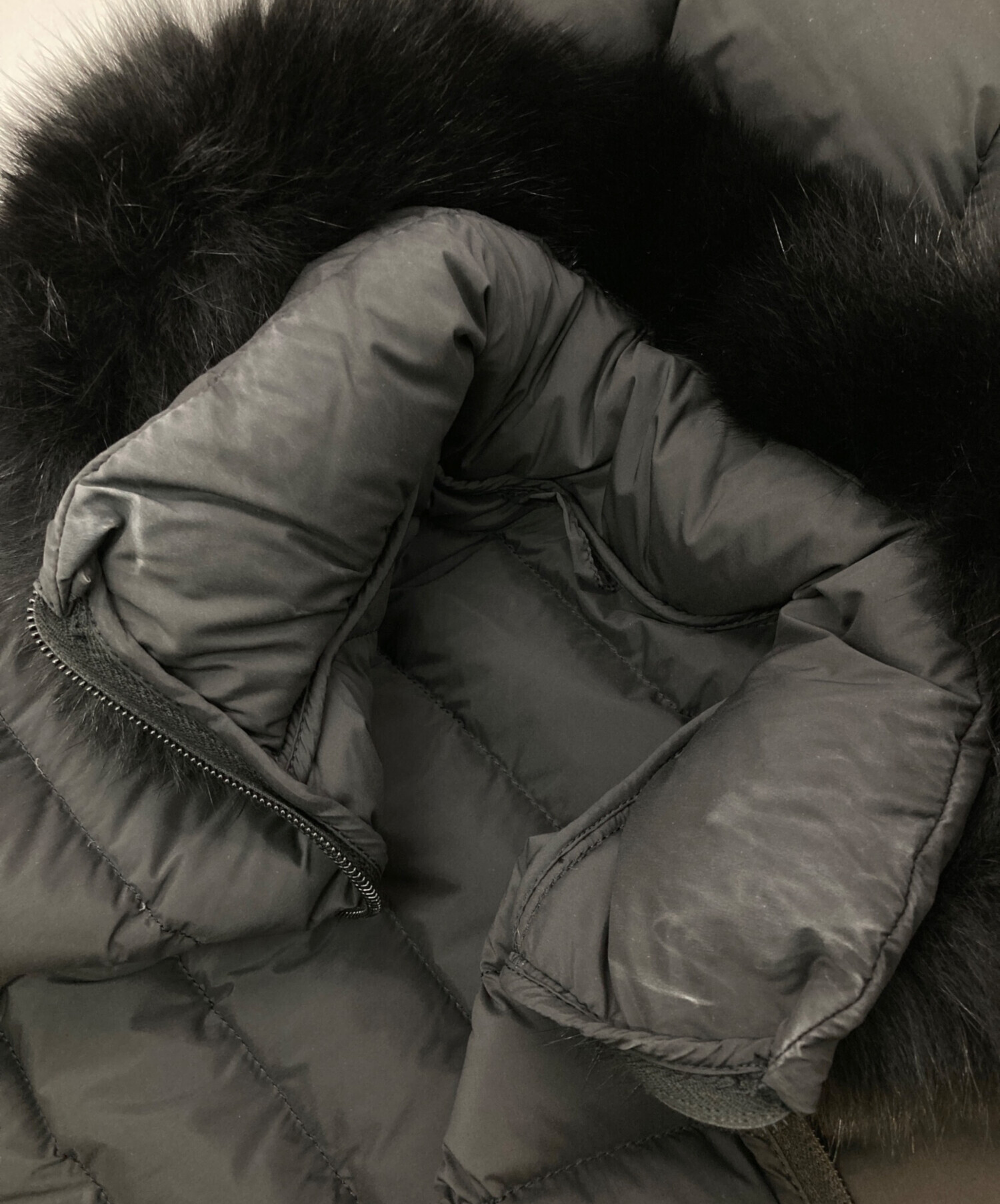 中古・古着通販】DUVETICA (デュベティカ) OCIROETRE black fur-fox 