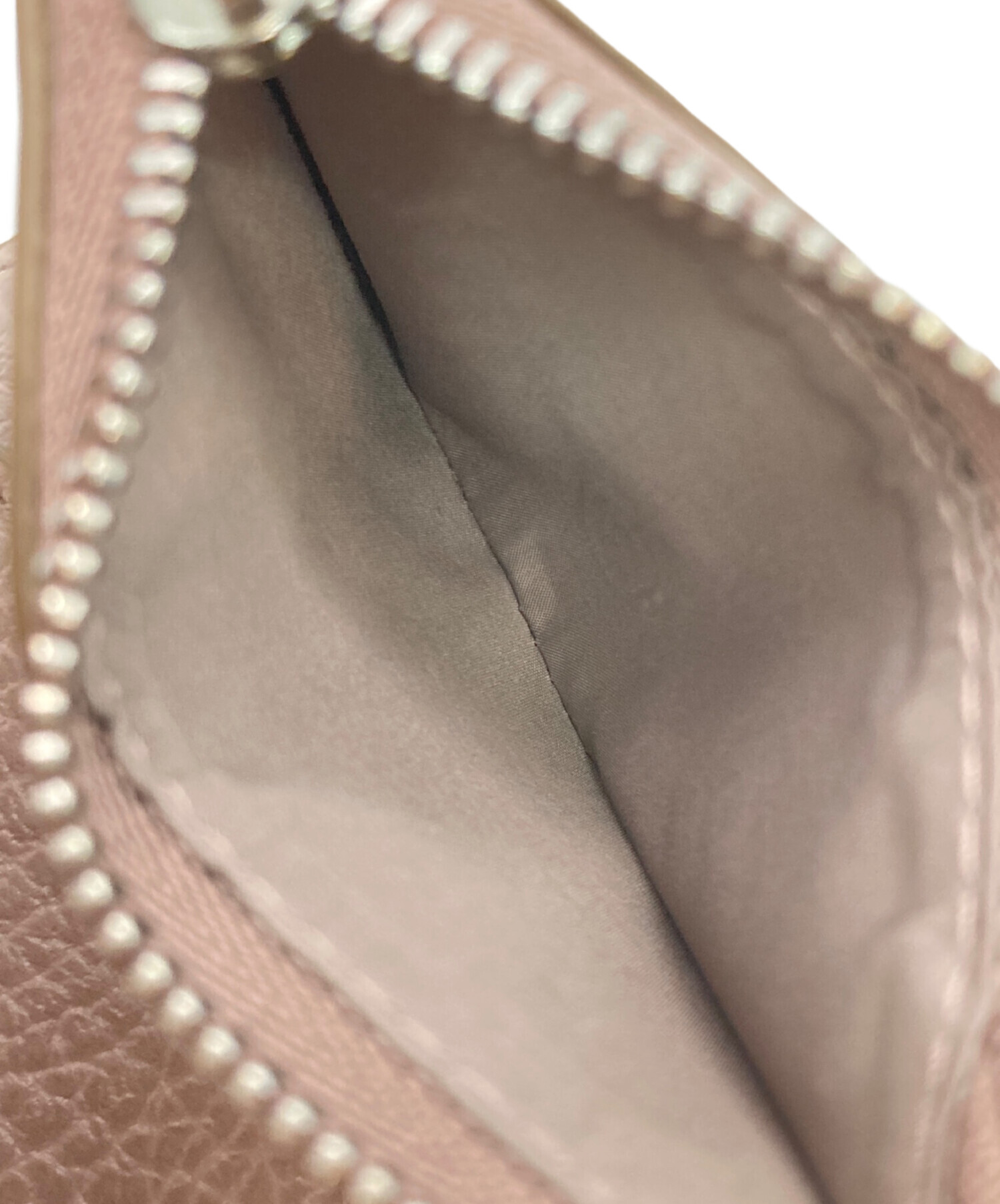 Maison Margiela ピンクベージュ　三つ折り財布 経堂) メゾン マルジェラ Maison Margiela 三つ折り コンパクト ミニ