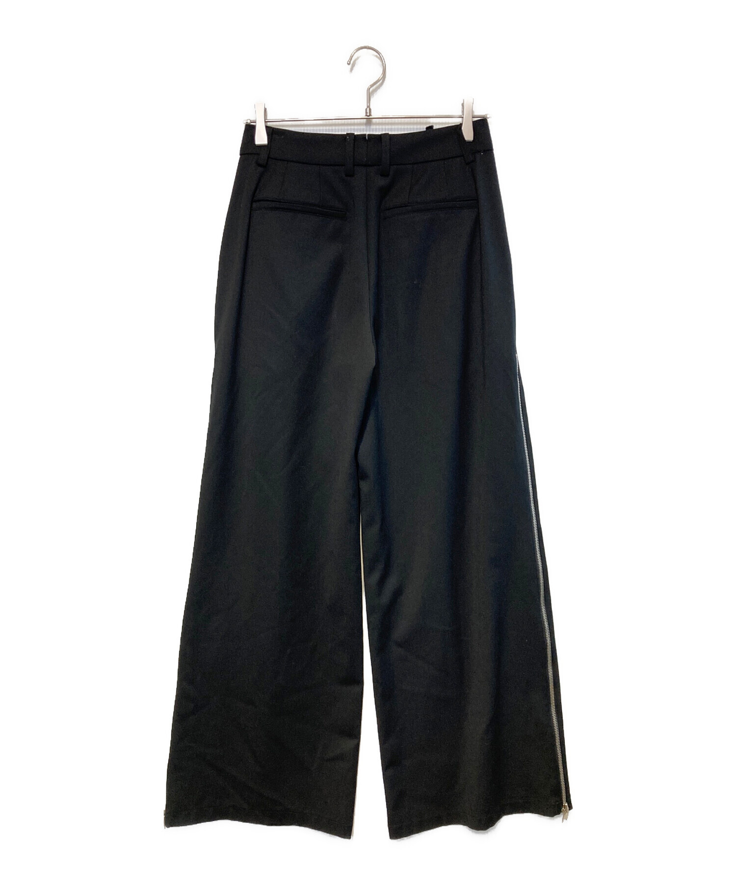 中古・古着通販】ADER error (アーダーエラー) ZIP SLACKS ブラック