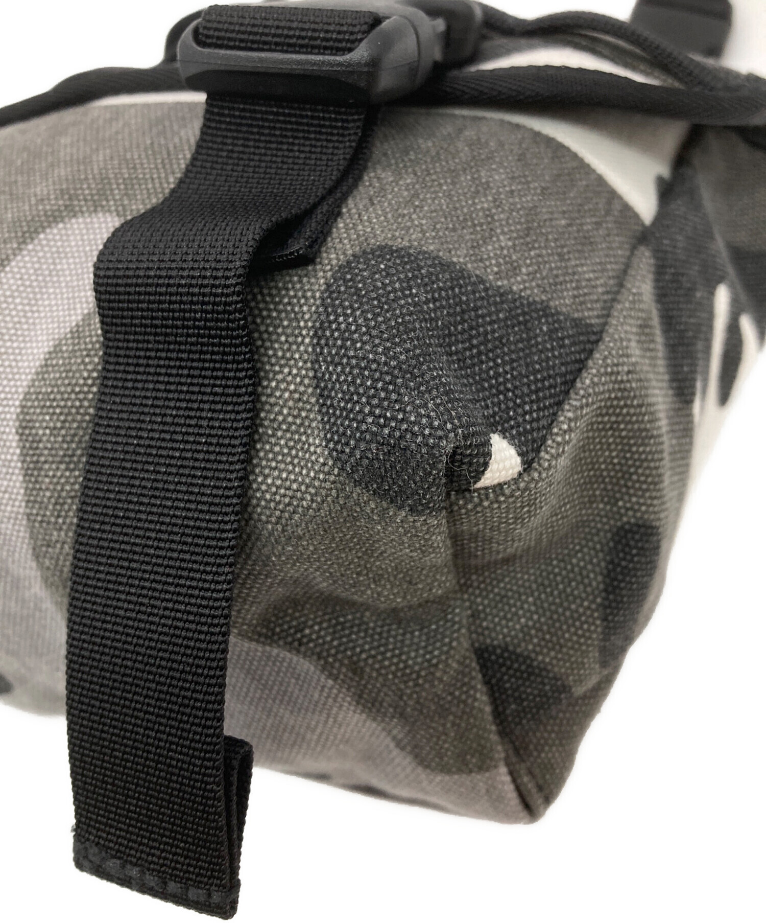 中古・古着通販】SUPREME (シュプリーム) Snow Camo Mini Messenger