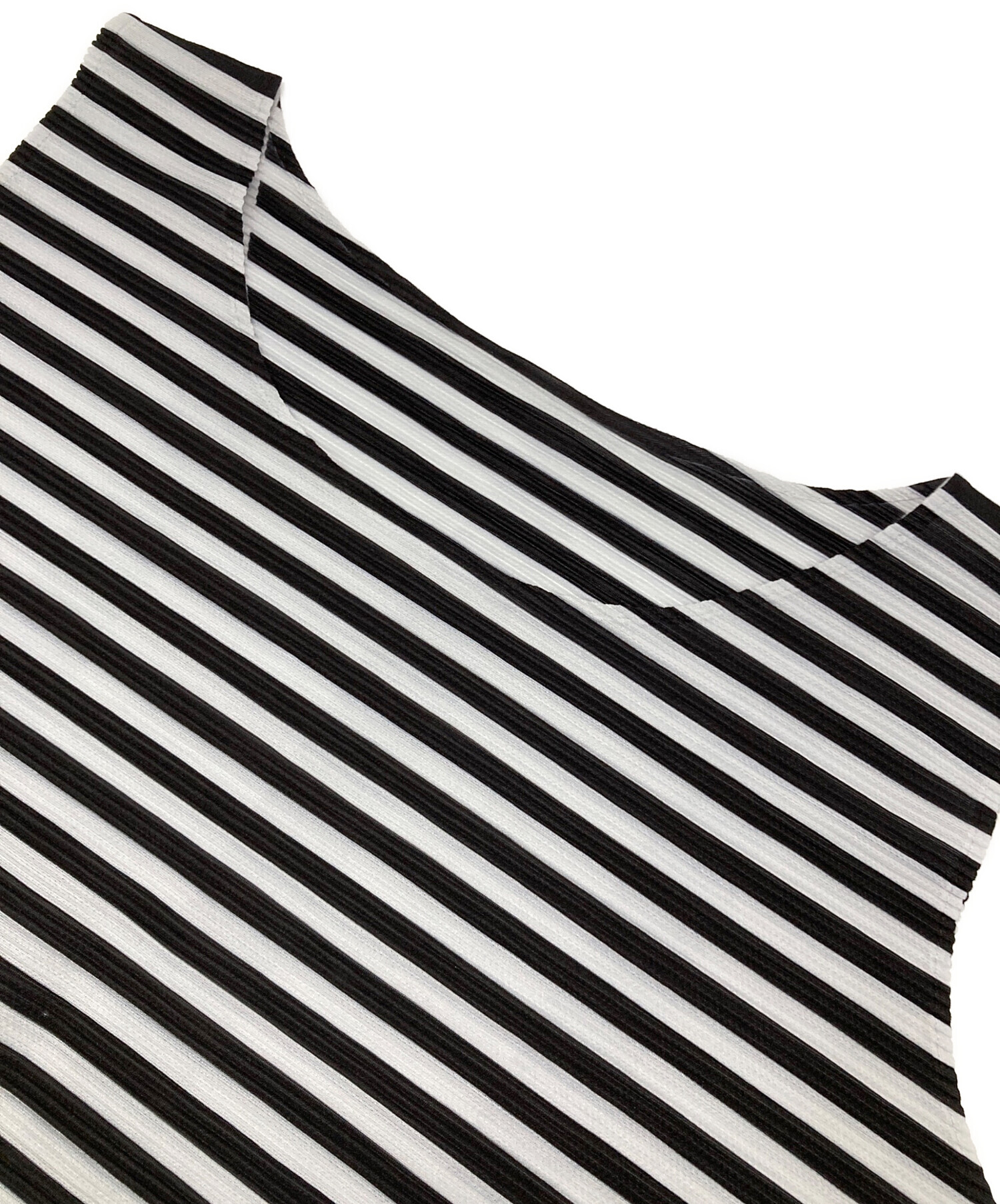 中古・古着通販】PLEATS PLEASE (プリーツプリーズ) ノースリーブ