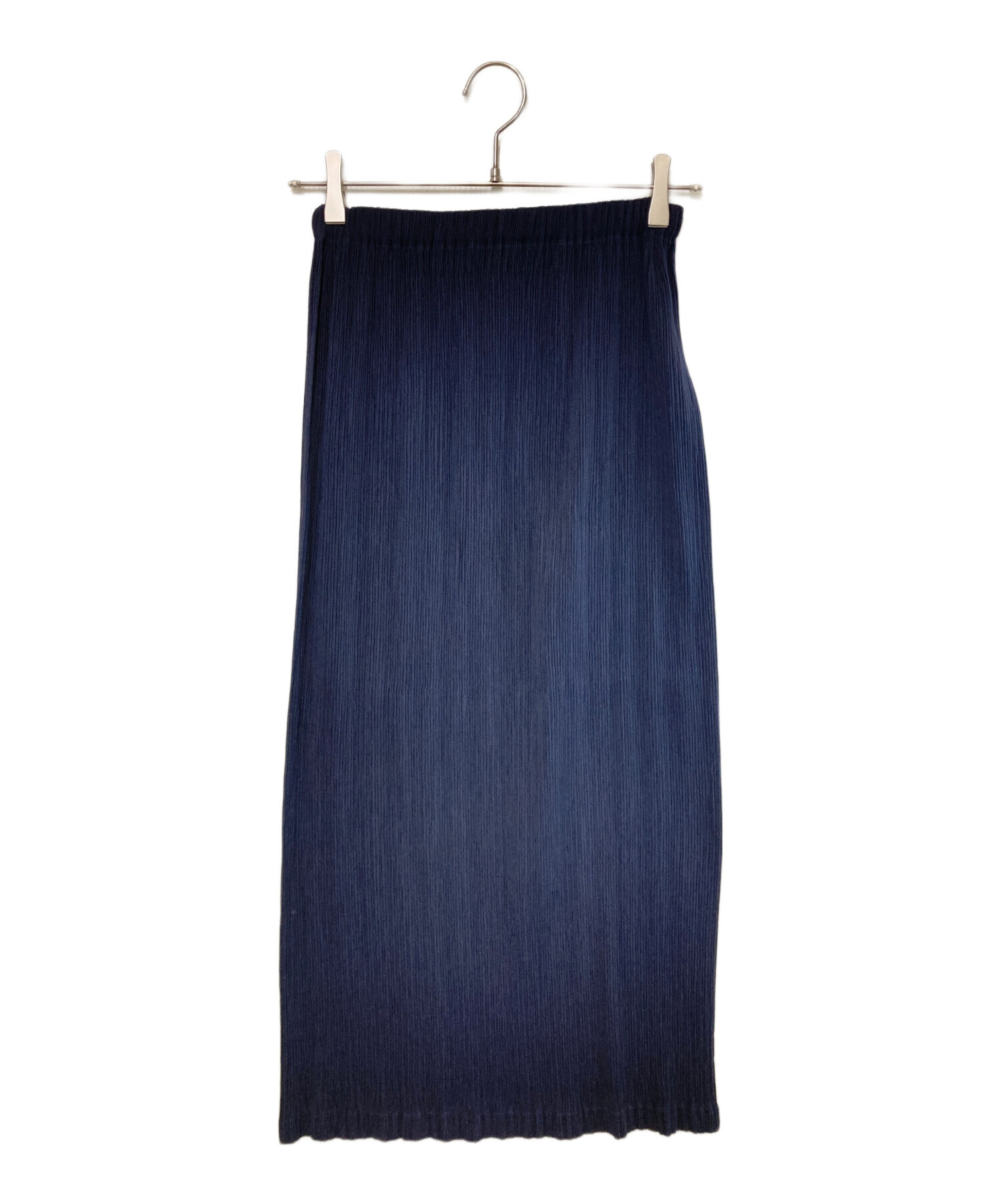 me ISSEY MIYAKE プリーズロングスカート(ネイビー) 中古・古着通販】ISSEY MIYAKE (イッセイミヤケ) プリーツスカート
