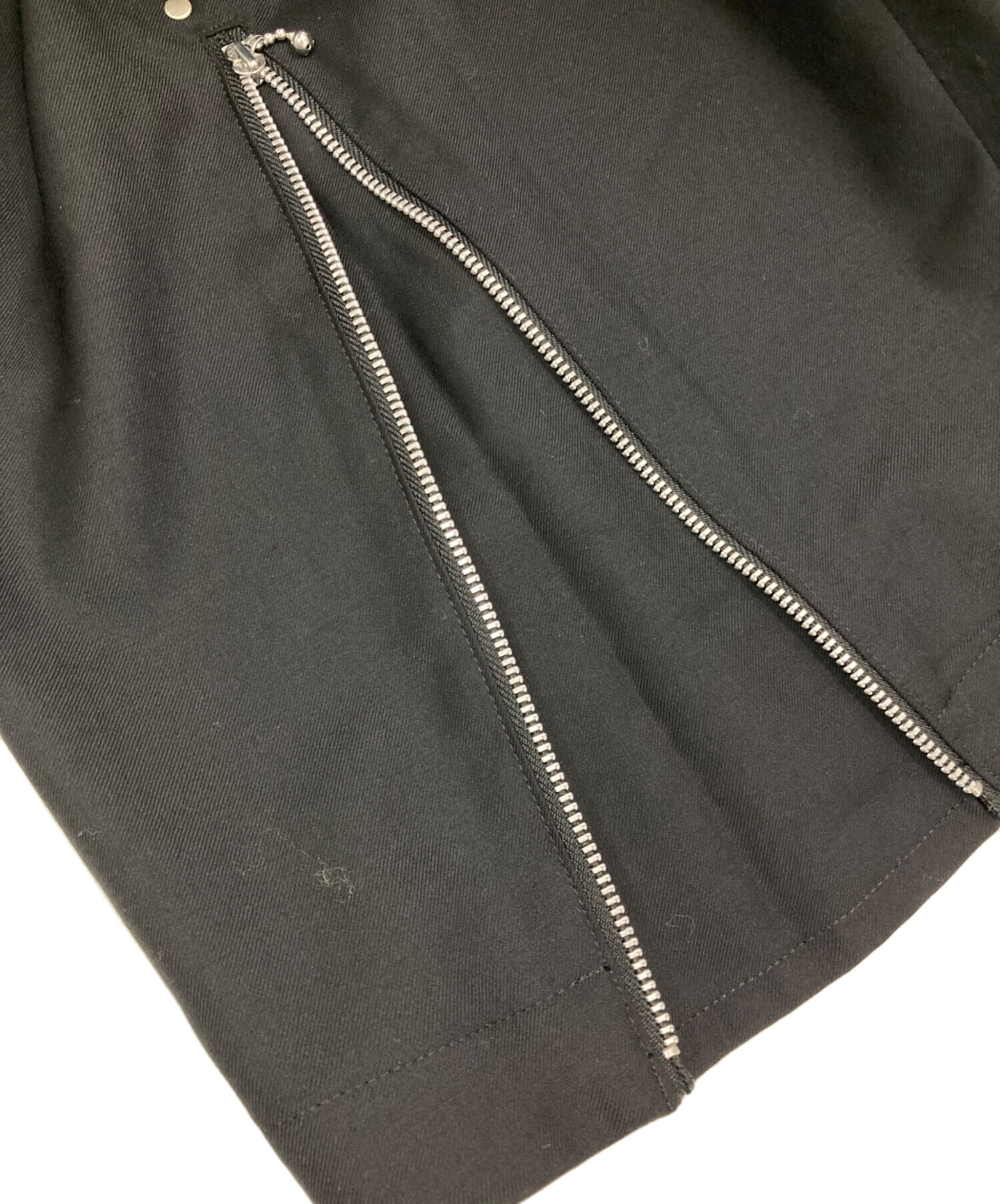中古・古着通販】s'yte (サイト) ジップテーパードパンツ ブラック