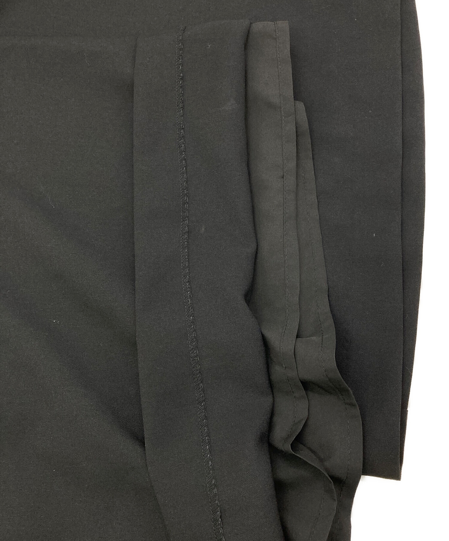 中古・古着通販】Tnewties (トゥエンティーズ) 枕の下に隠したラッキー 