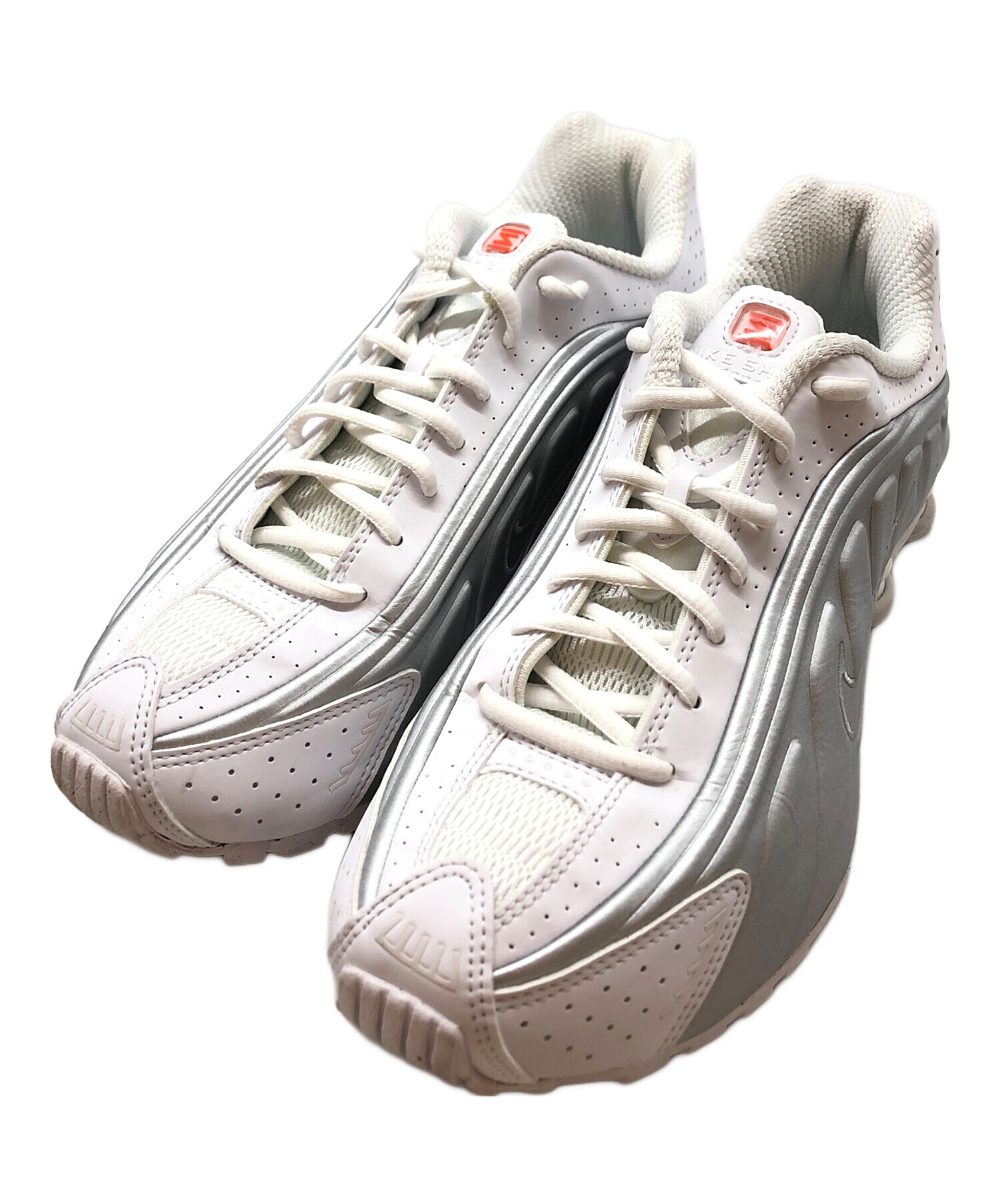 中古・古着通販】NIKE (ナイキ) SHOX R4 ホワイト サイズ:25.0 
