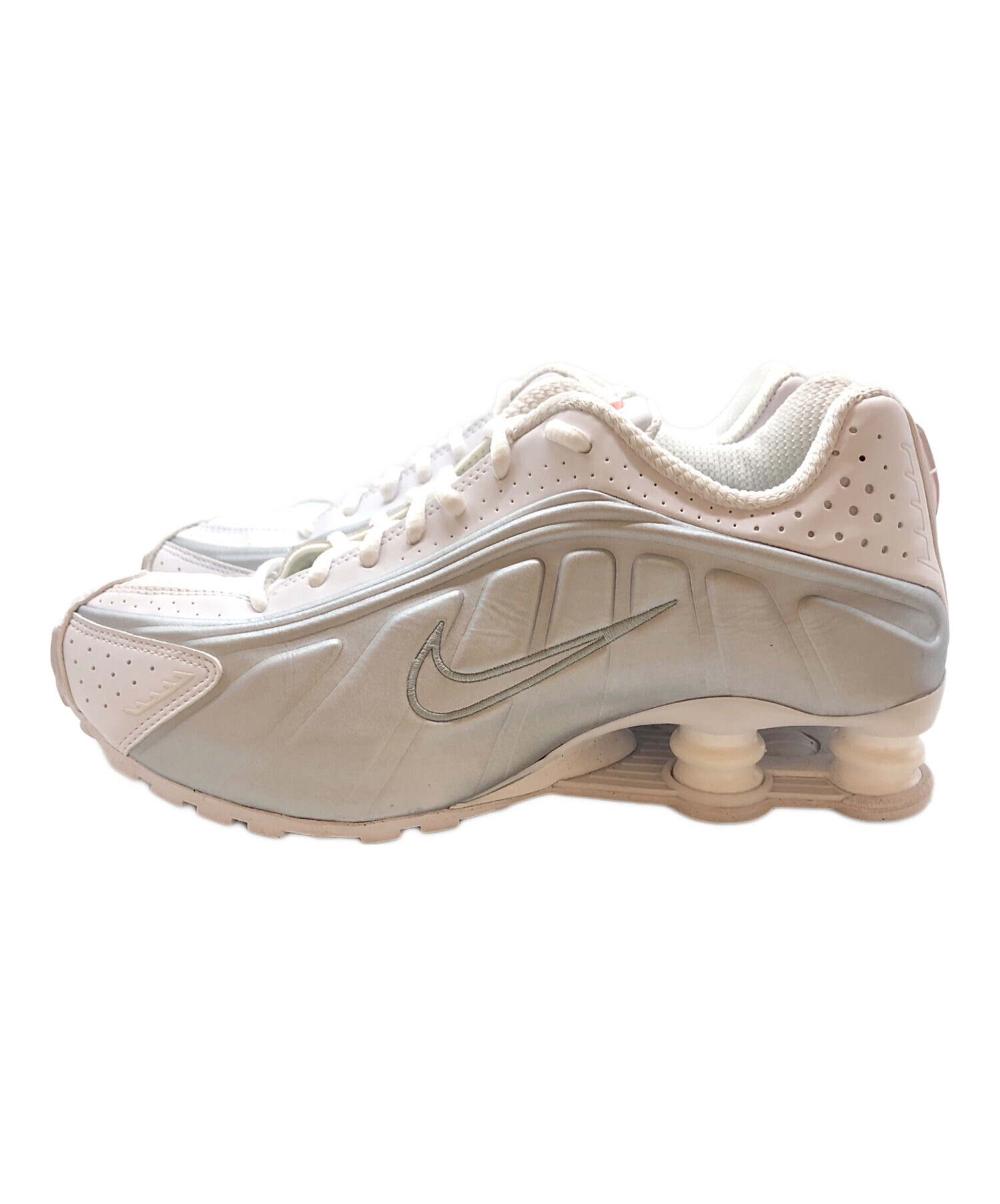 中古・古着通販】NIKE (ナイキ) SHOX R4 ホワイト サイズ:25.0 