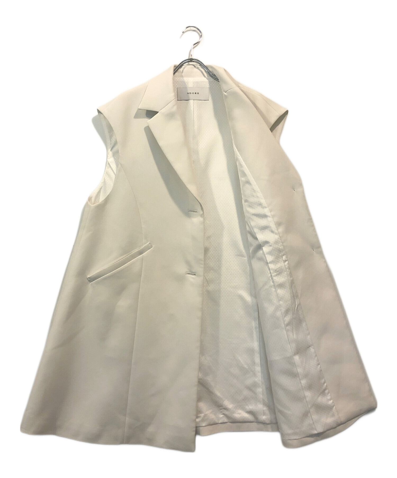 中古・古着通販】ADORE (アドーア) トリプルクロスジレ ホワイト