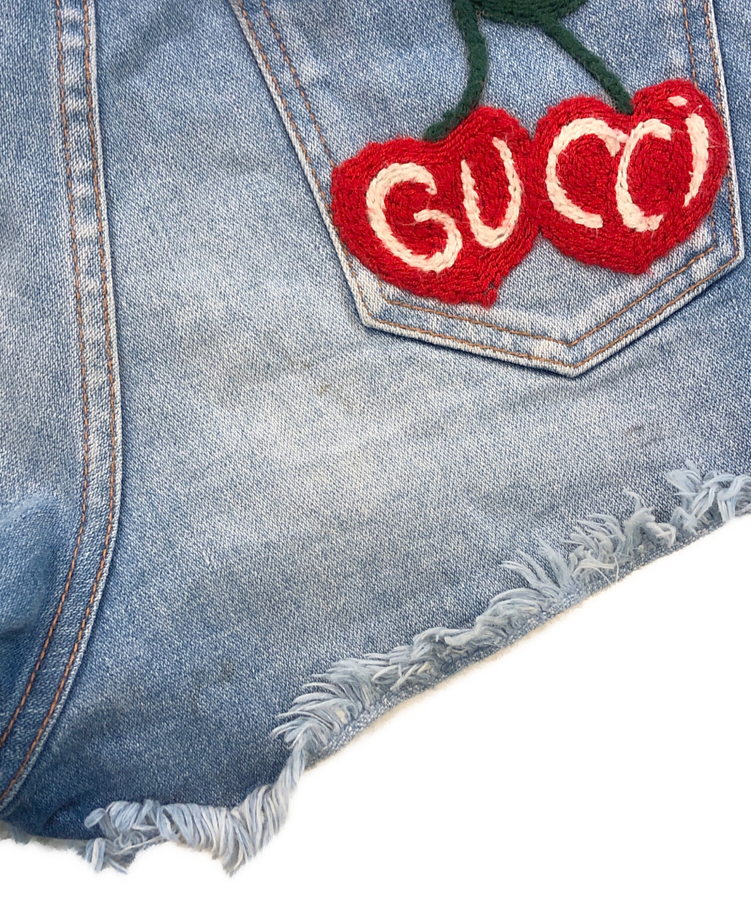 中古・古着通販】GUCCI (グッチ) チェリー刺繍 デニムショートパンツ 