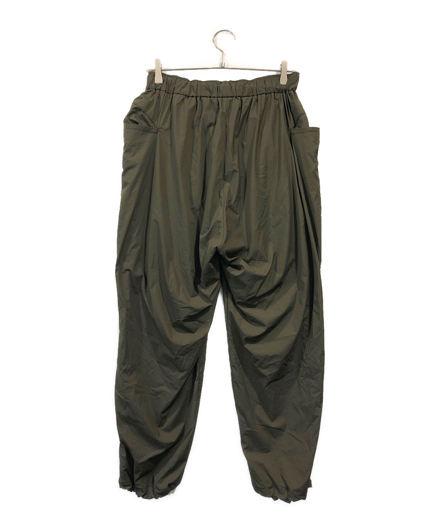 中古・古着通販】SEESEE (シーシー) ナイロンパンツ グリーン サイズ:M 