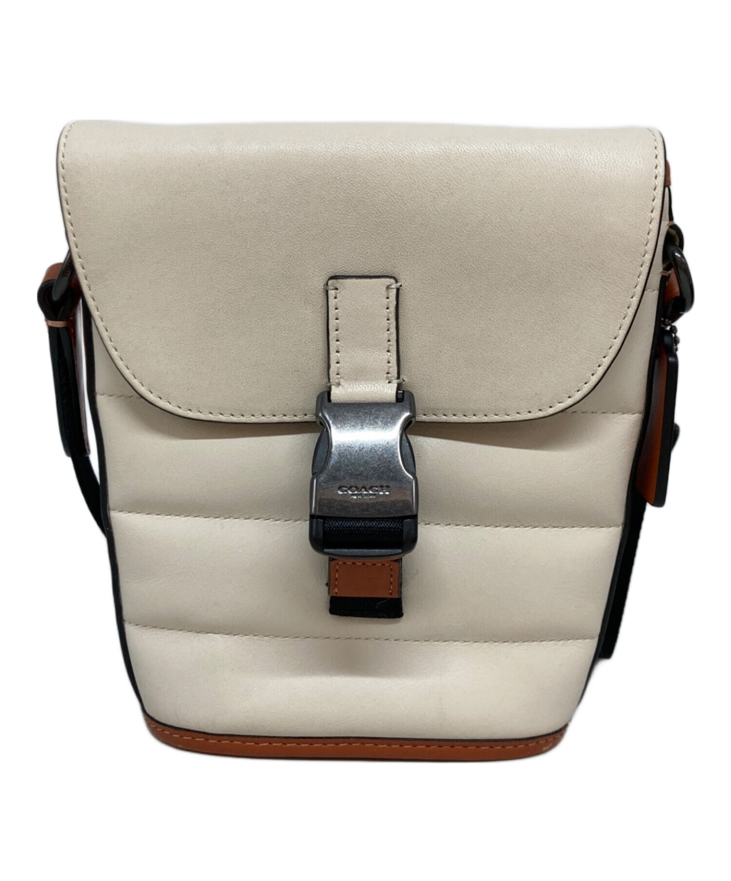 中古・古着通販】COACH (コーチ) キルティング トラック スモール 