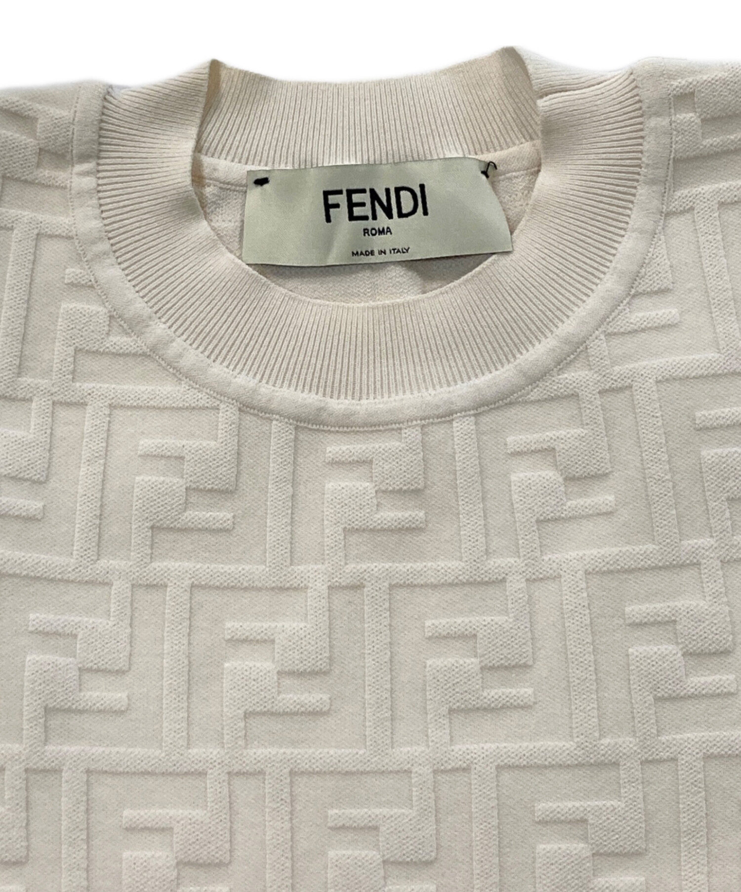 中古・古着通販】FENDI (フェンディ) 24AW embossed-FF bodycon 中古・古着通販】FENDI (フェンディ) 24AW embossed-FF bodycon