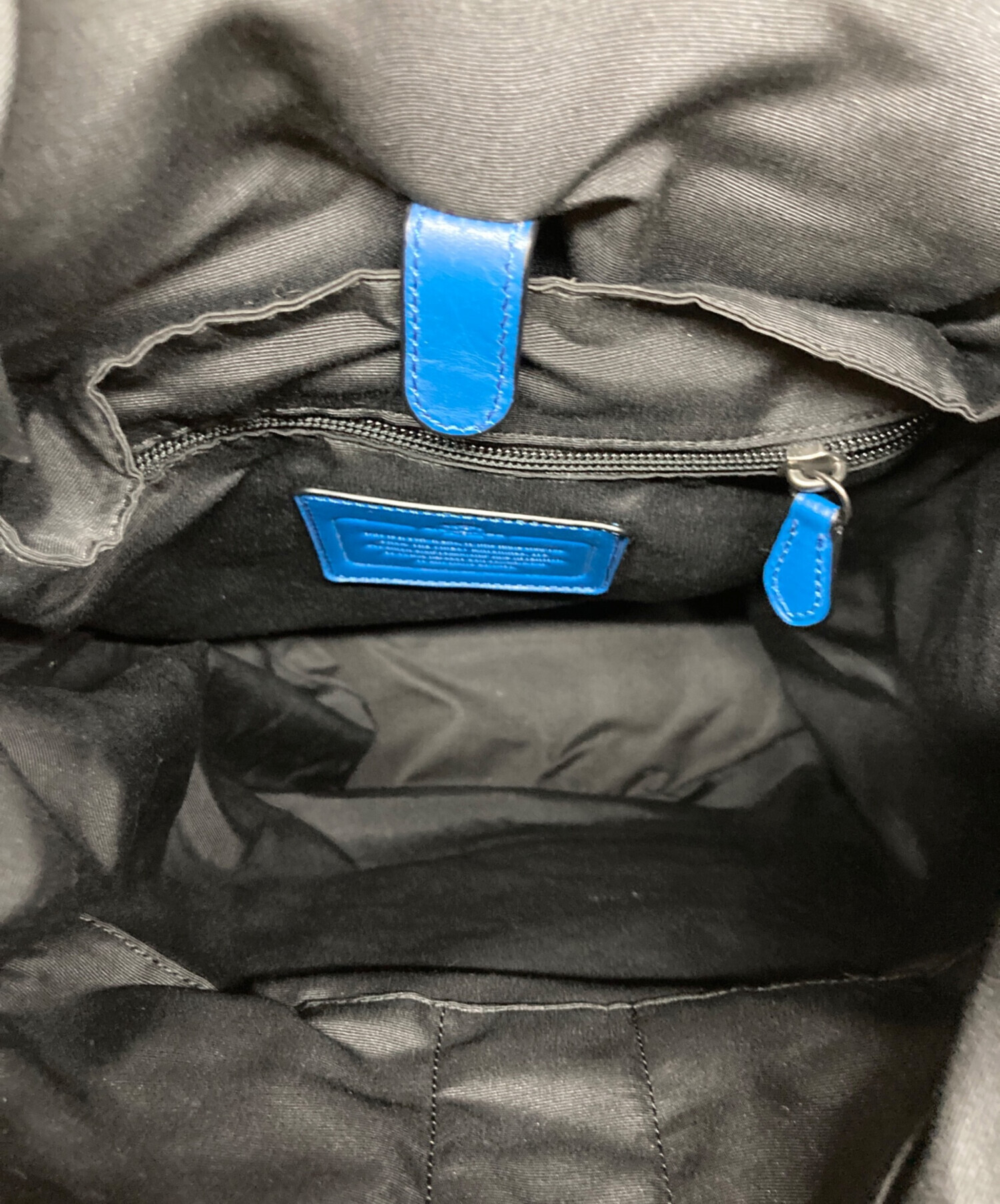 中古・古着通販】COACH (コーチ) パンチングレザーリュック ブルー