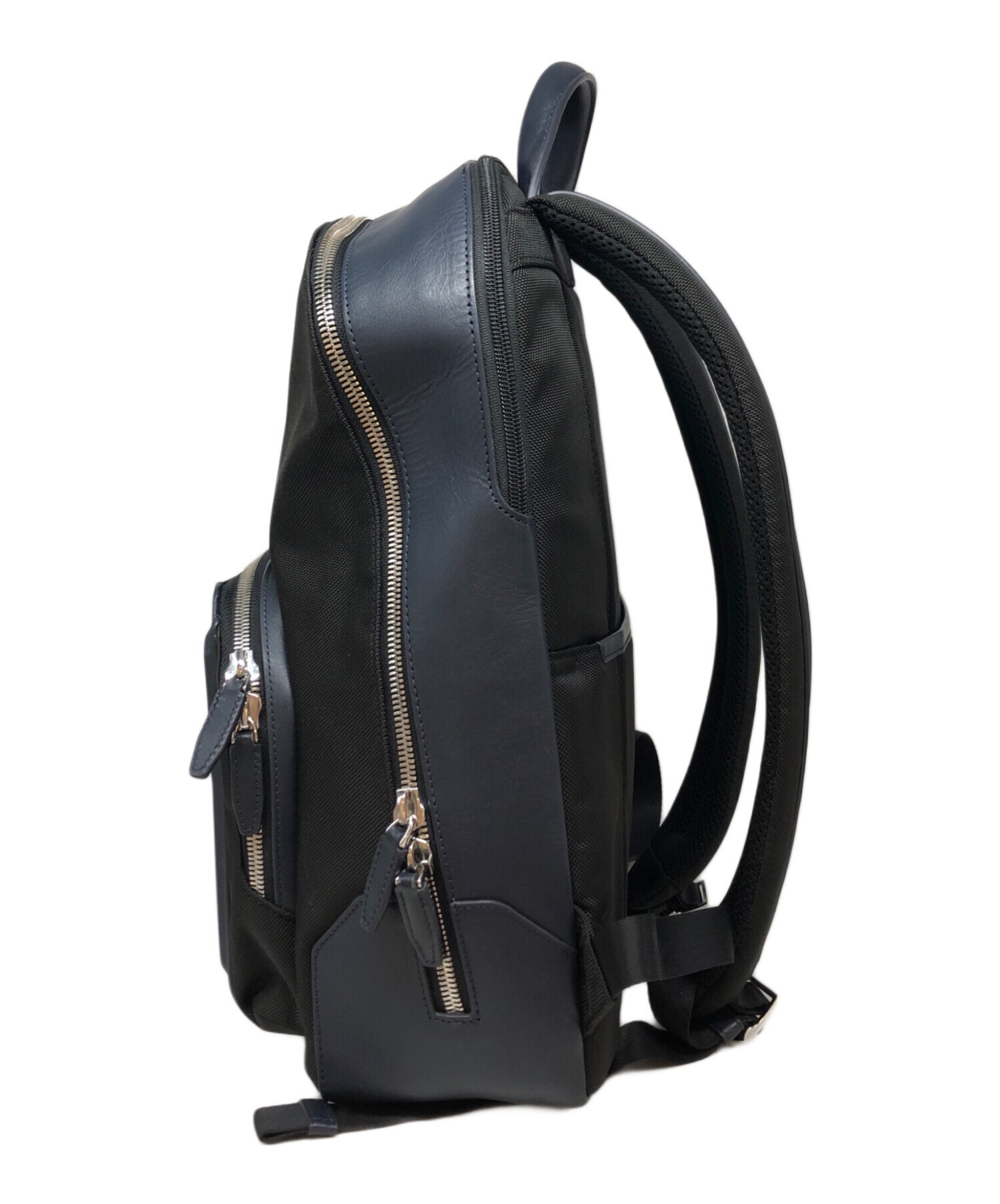 中古・古着通販】TUMI (トゥミ) JARVIS キャンパス・バックパック