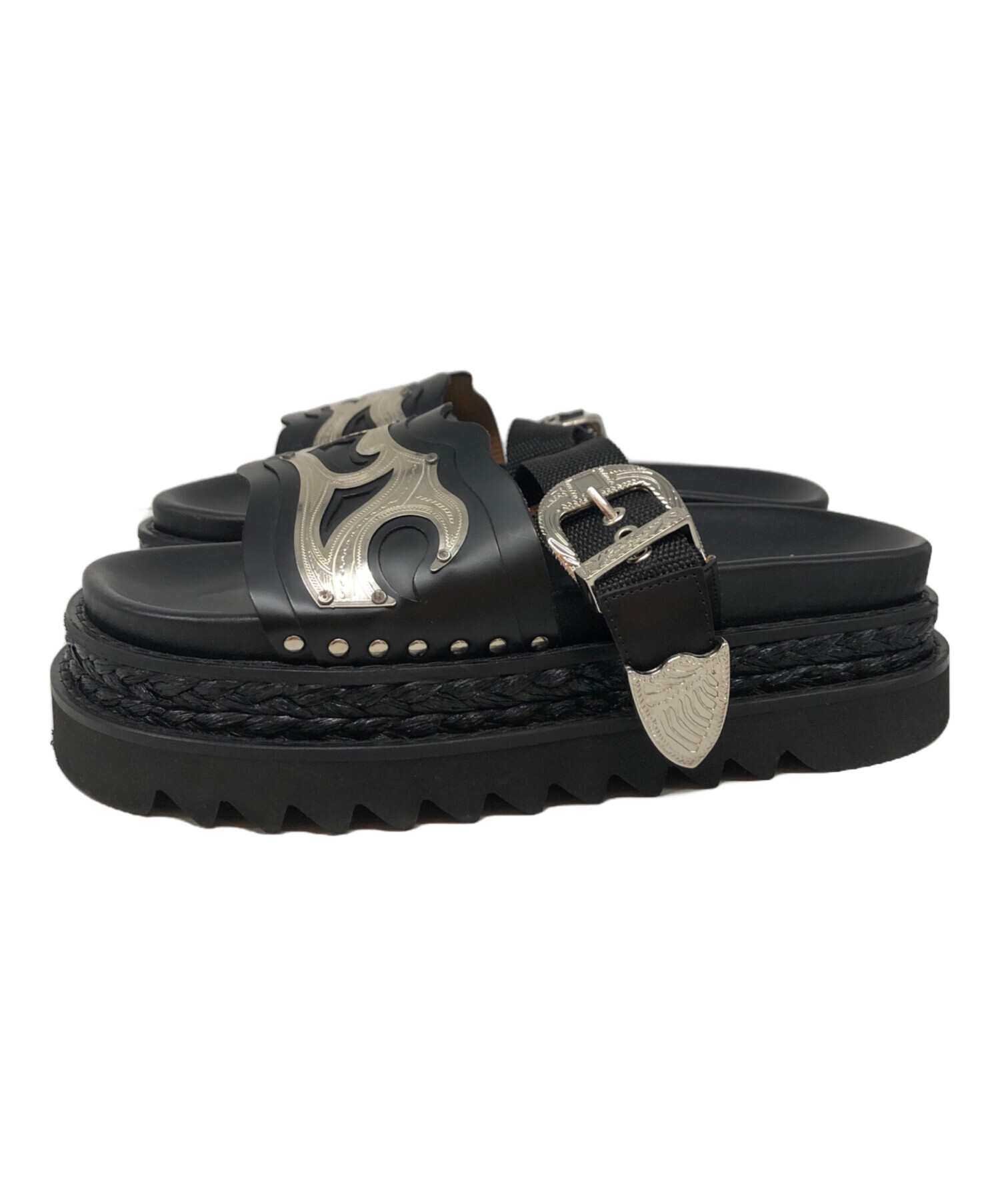 トーガ サンダル　TOGA VIRILIS メタリック装飾サンダル 中古・古着通販】TOGA VIRILIS (トーガ ビリリース) メタルデザイン