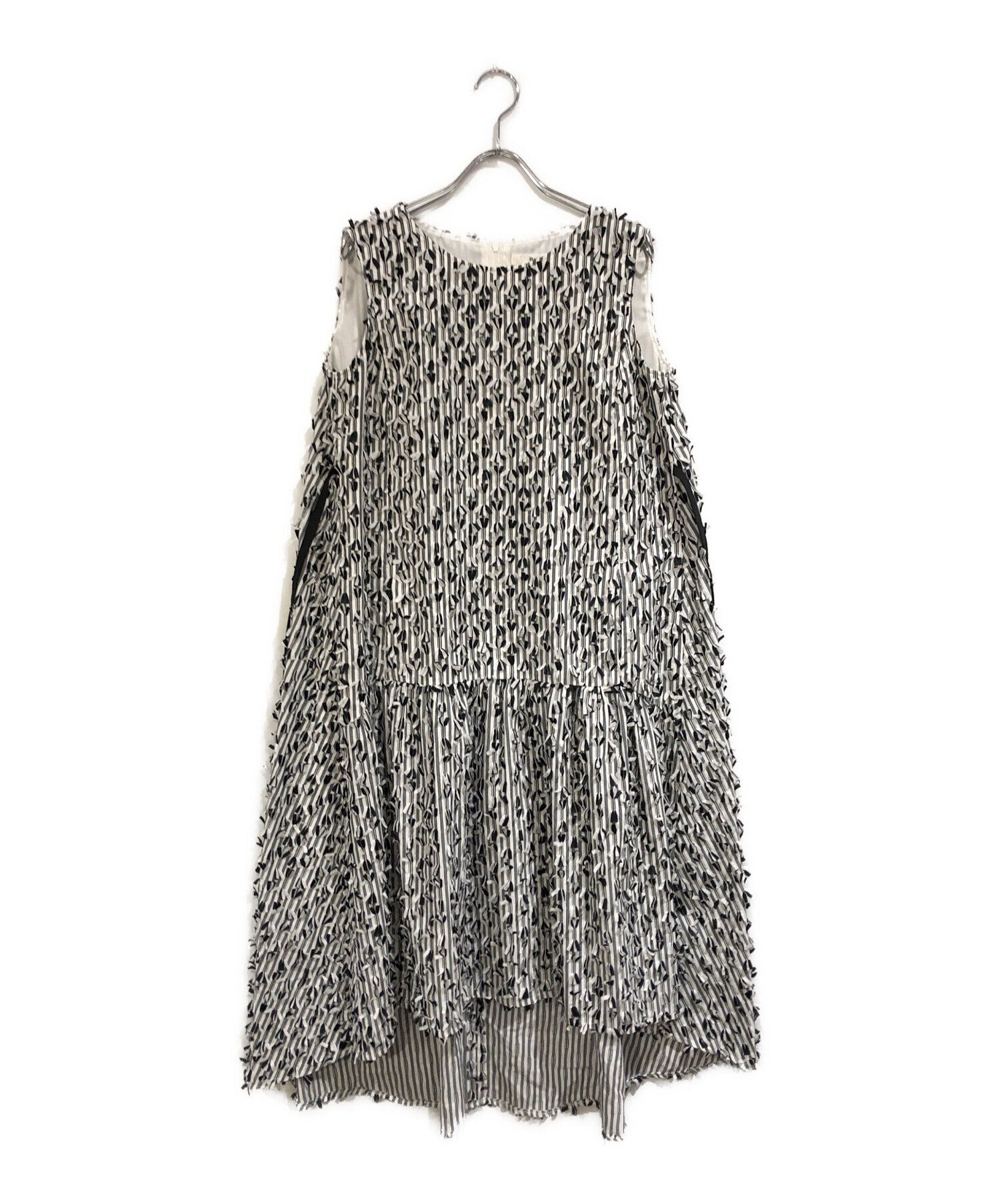 中古・古着通販】Rene (ルネ) フリンジノースリーブワンピース グレー