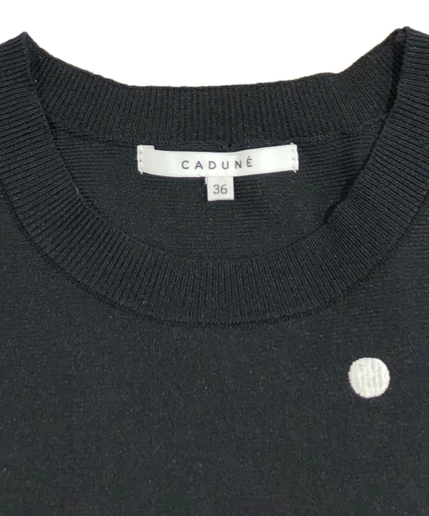 中古・古着通販】CADUNE (カデュネ) ドットペプラムニット ブラック